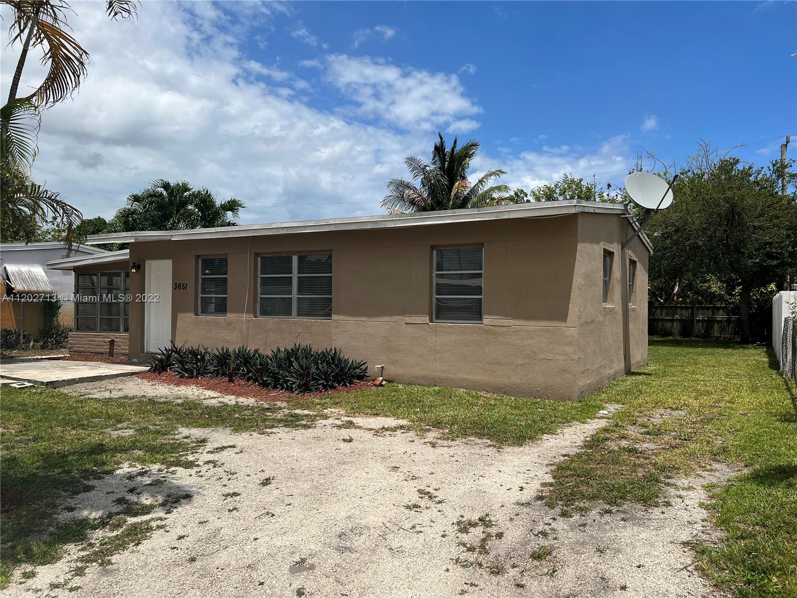 LAKE FOREST SEC ONE - Residential