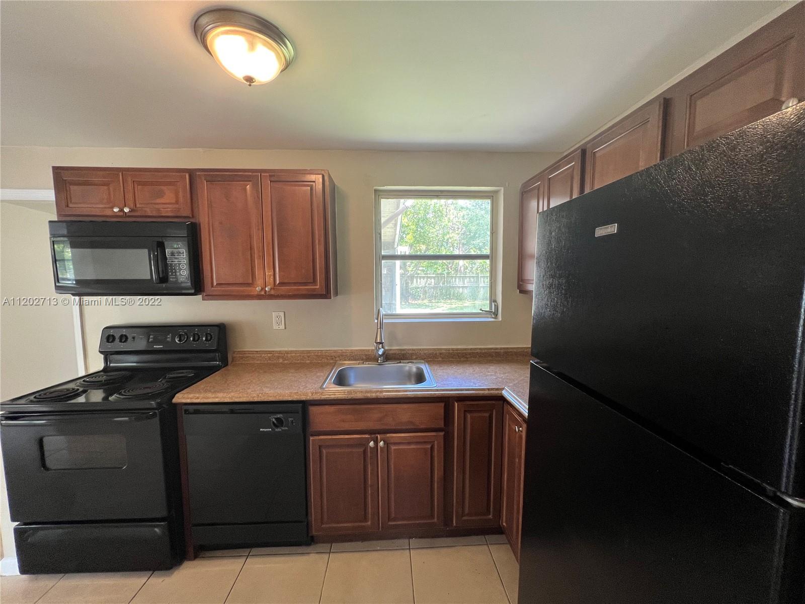 LAKE FOREST SEC ONE - Residential