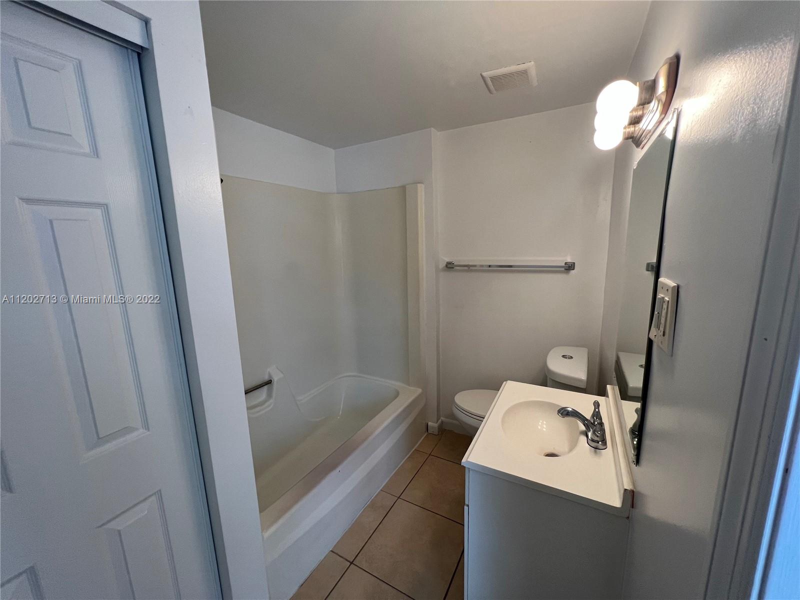 LAKE FOREST SEC ONE - Residential