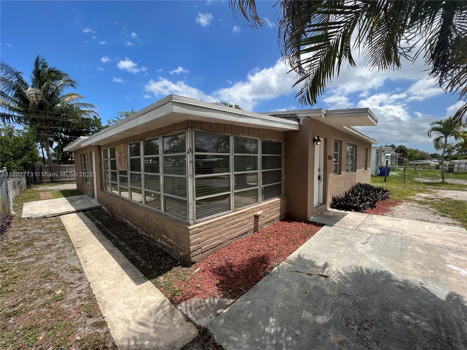 LAKE FOREST SEC ONE - Residential