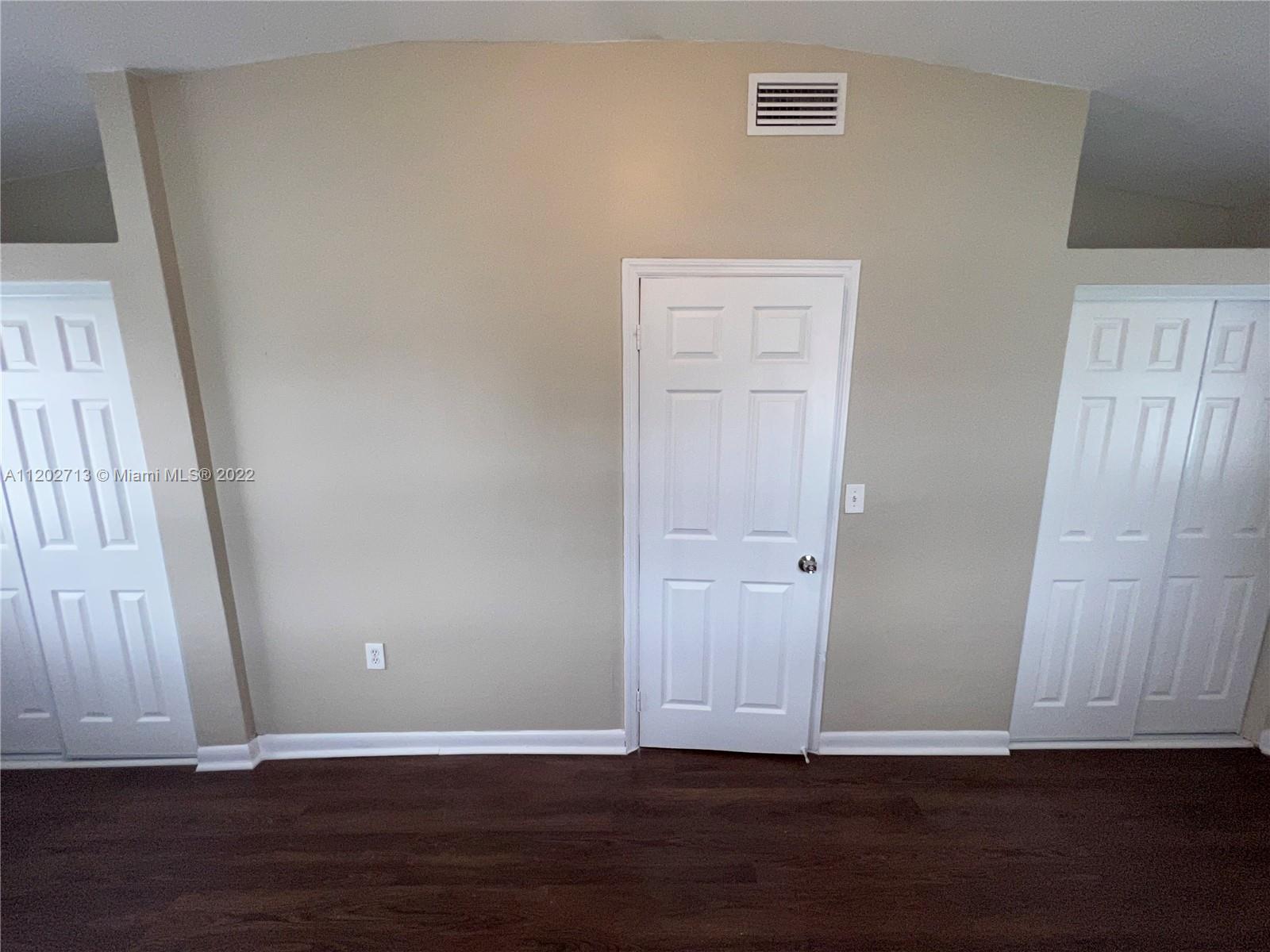 LAKE FOREST SEC ONE - Residential