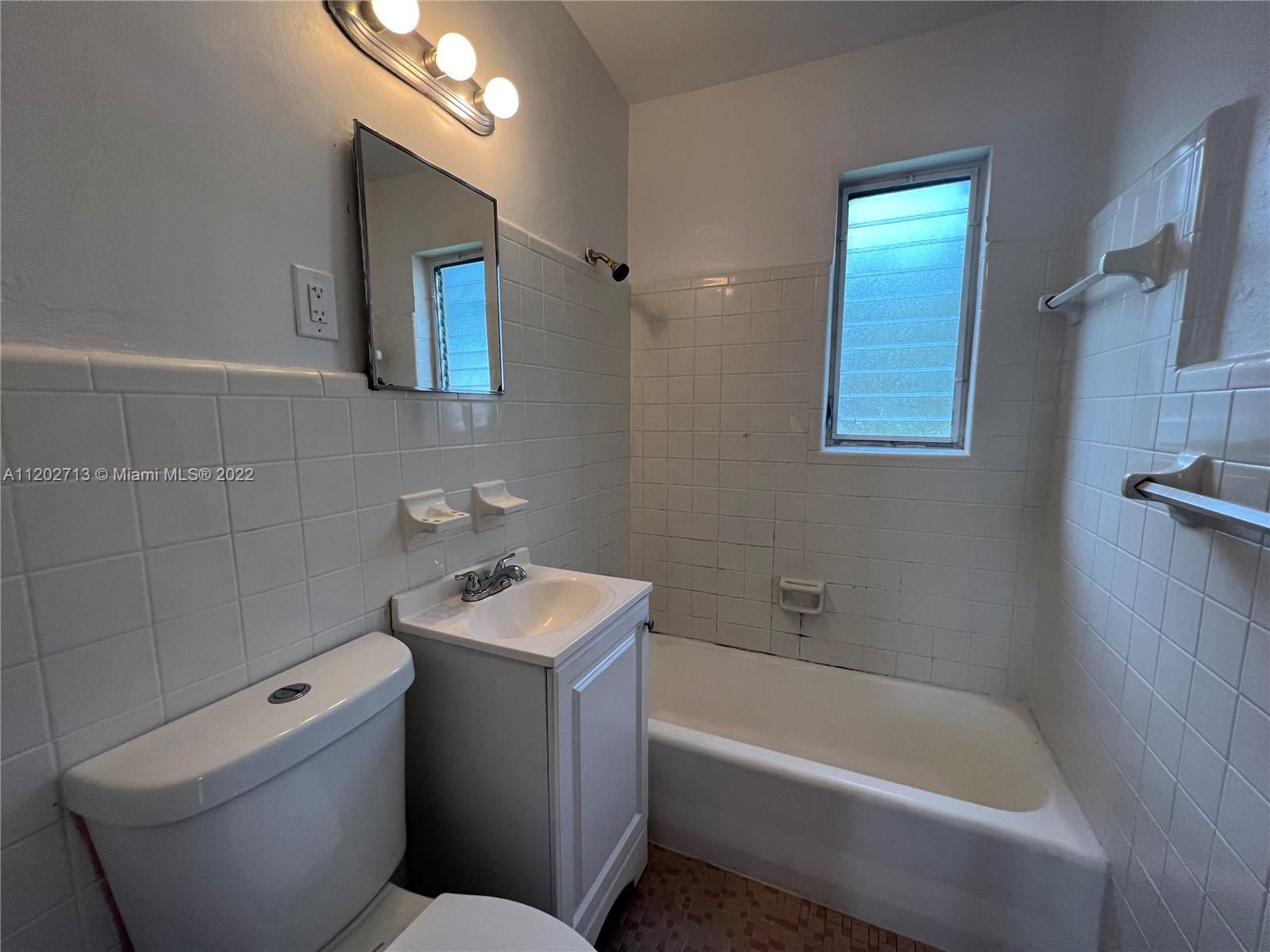 LAKE FOREST SEC ONE - Residential