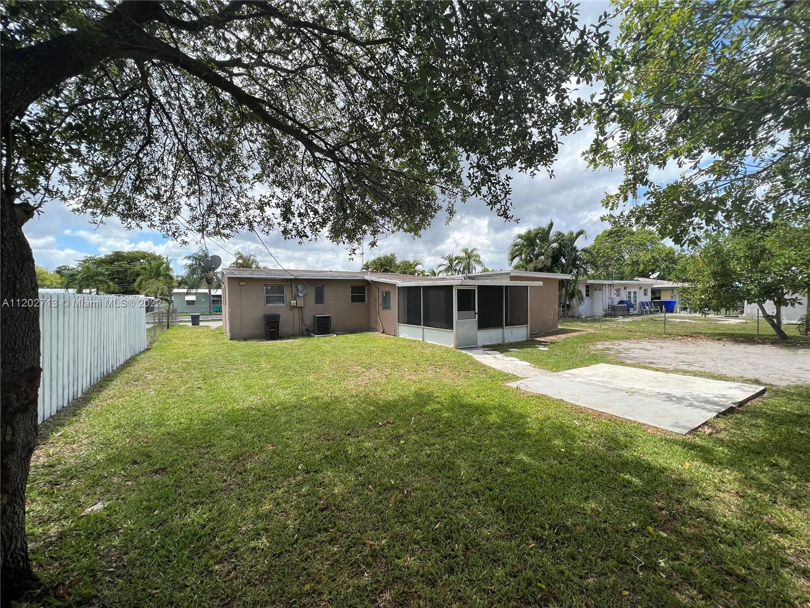 LAKE FOREST SEC ONE - Residential