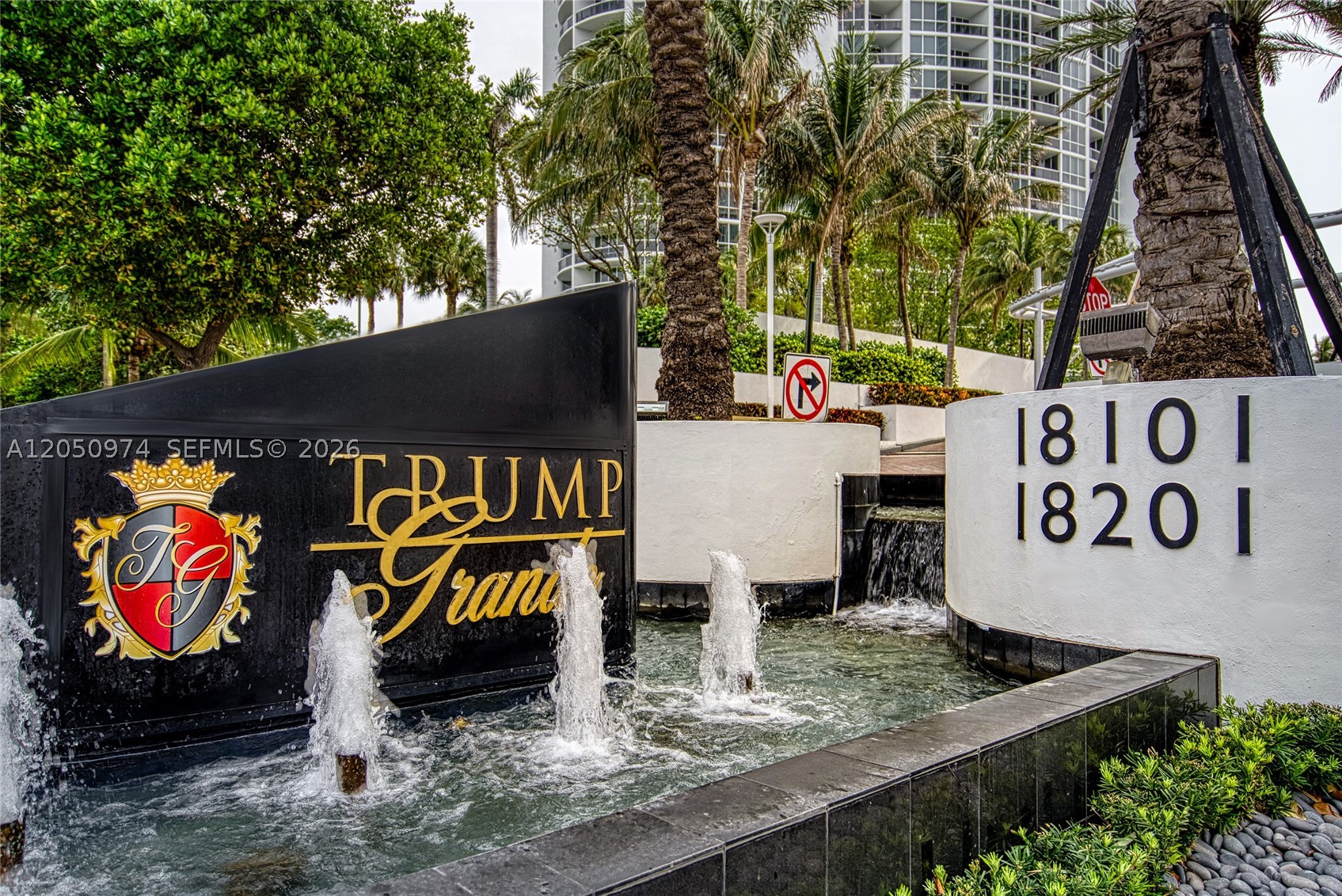 TRUMP ROYALE CONDO - Residential Lease