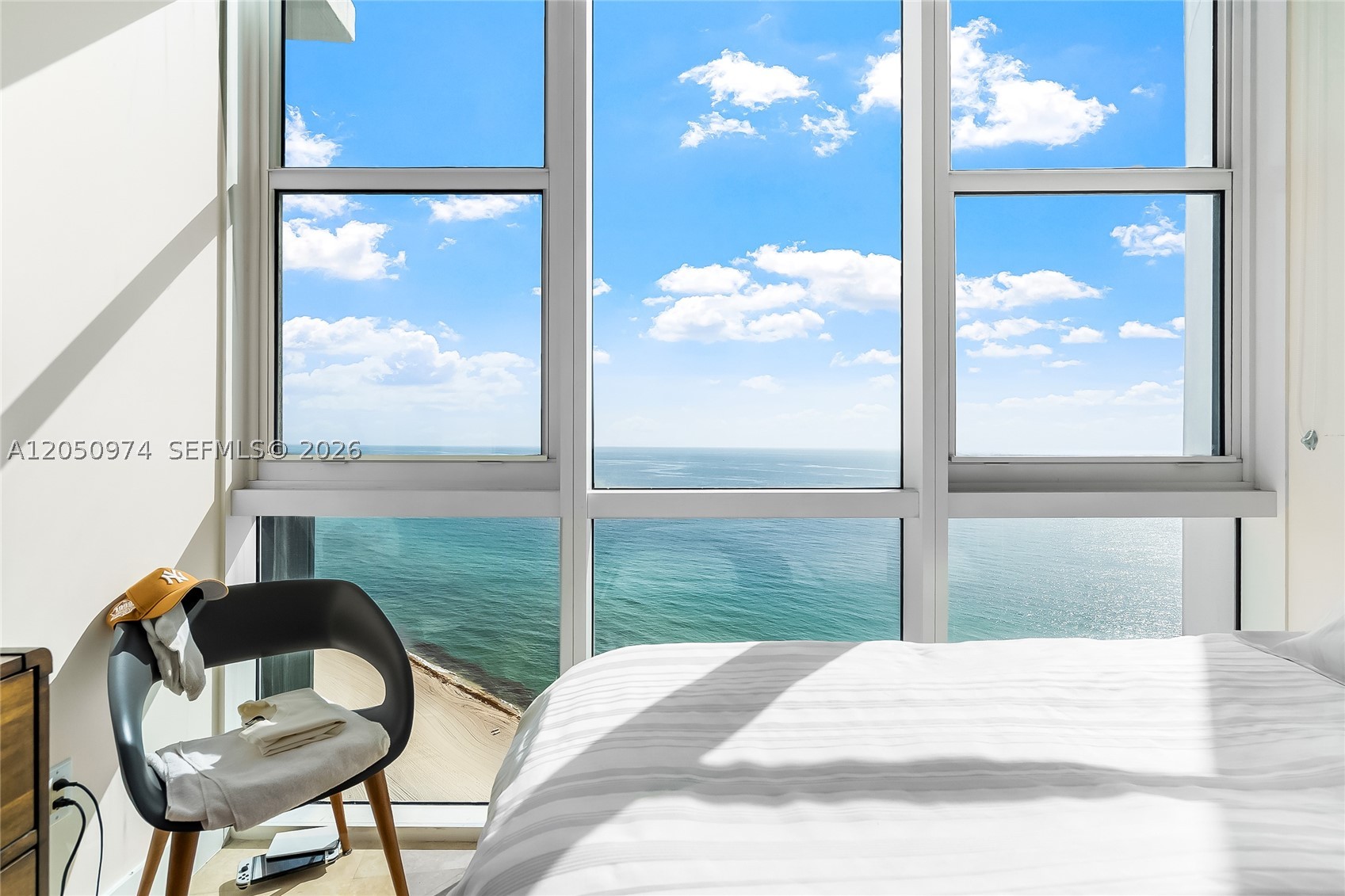 TRUMP ROYALE CONDO - Residential Lease