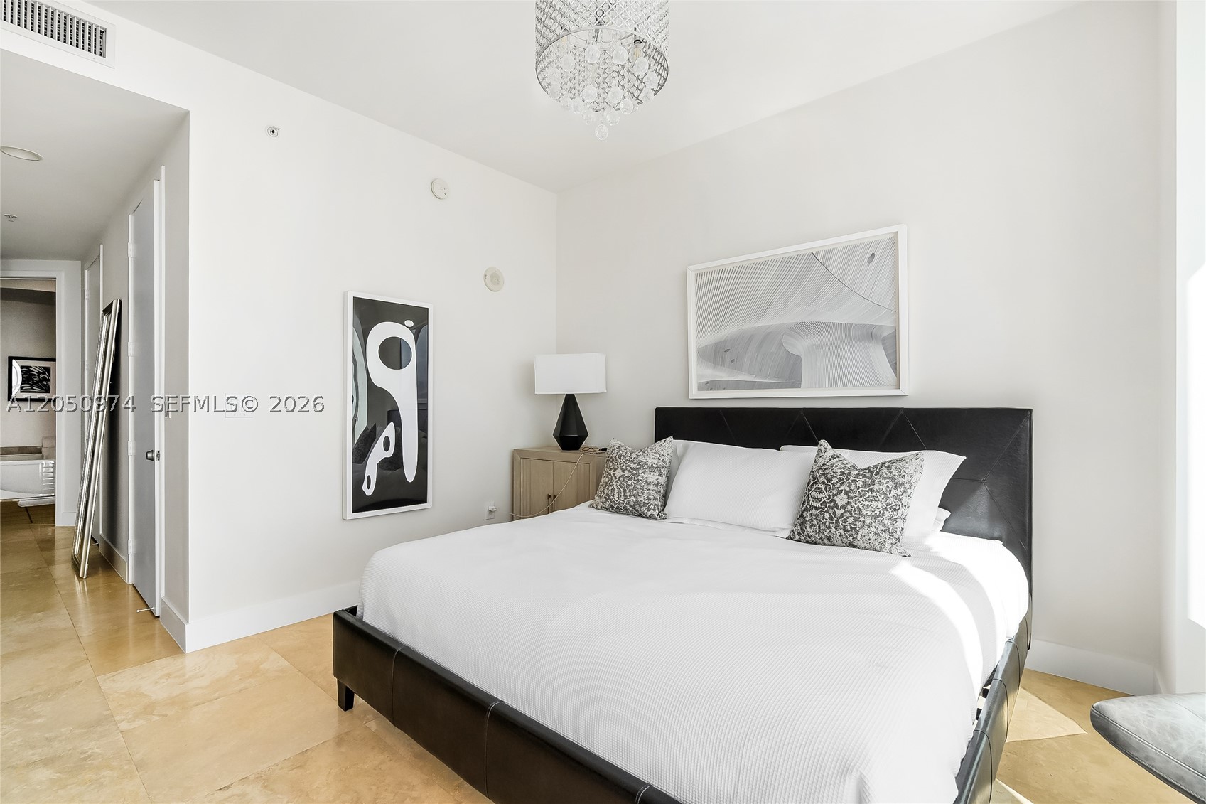 TRUMP ROYALE CONDO - Residential Lease