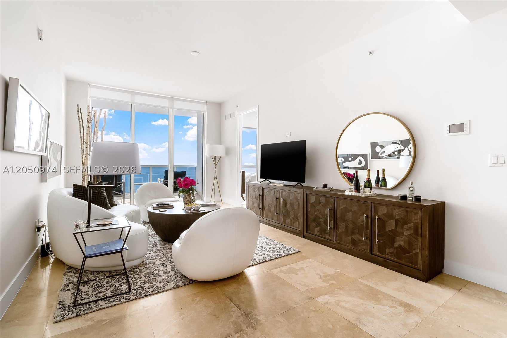 TRUMP ROYALE CONDO - Residential Lease