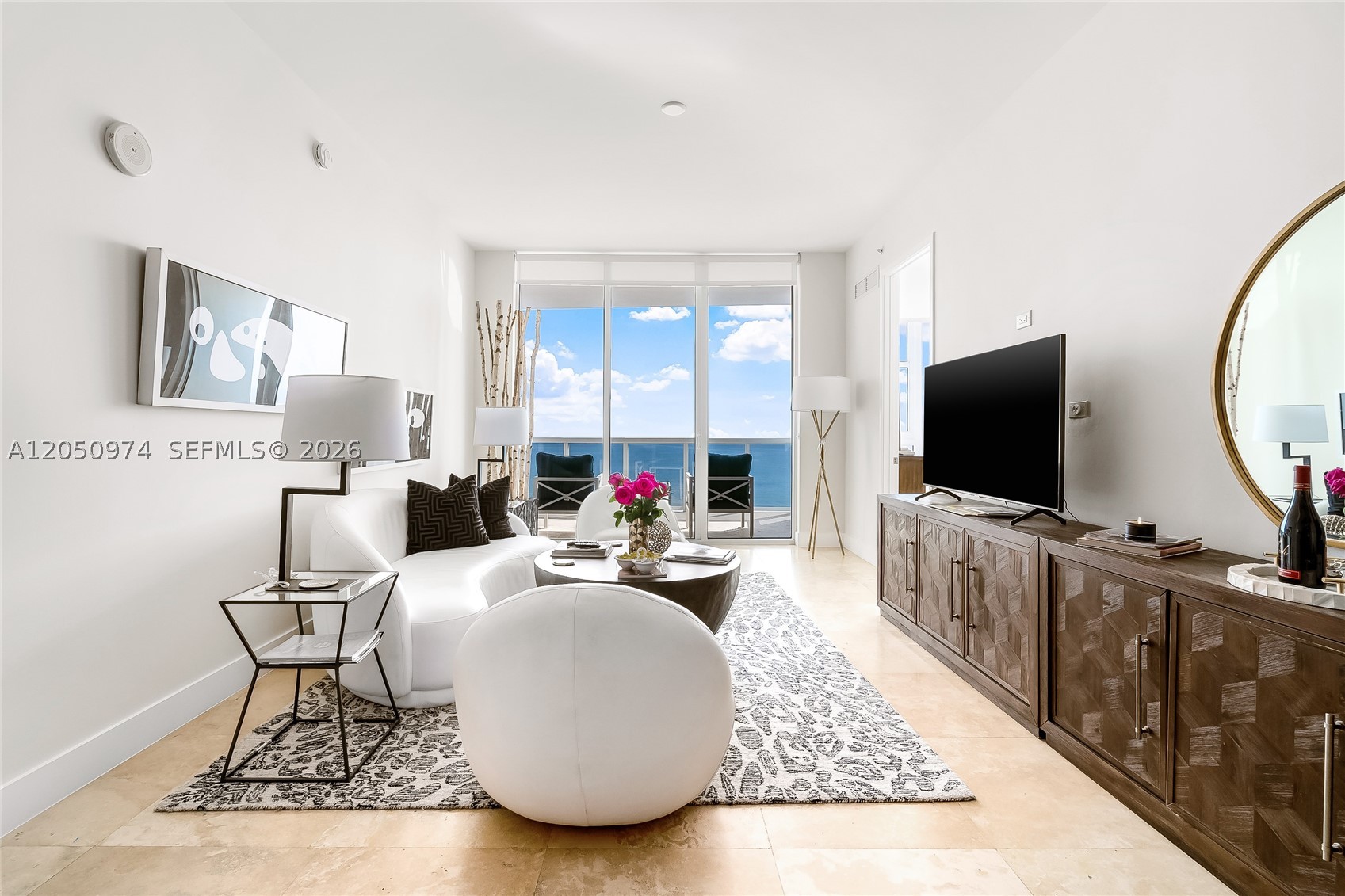 TRUMP ROYALE CONDO - Residential Lease