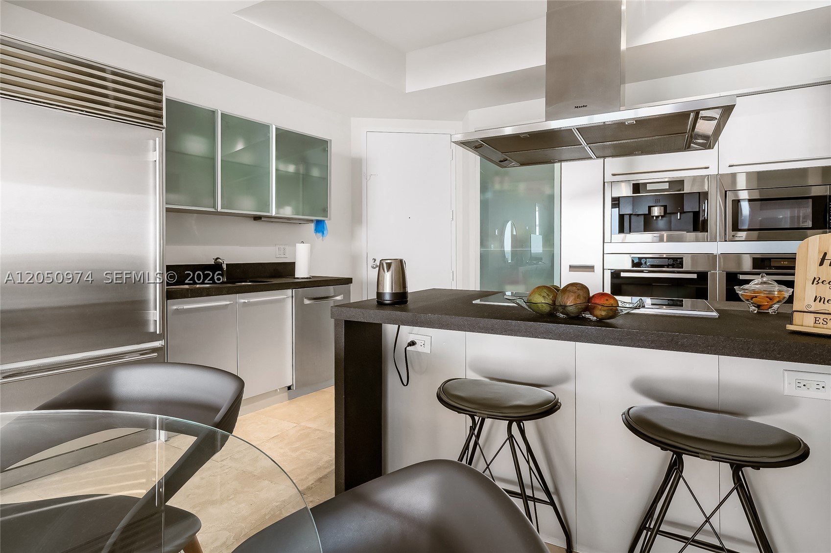 TRUMP ROYALE CONDO - Residential Lease