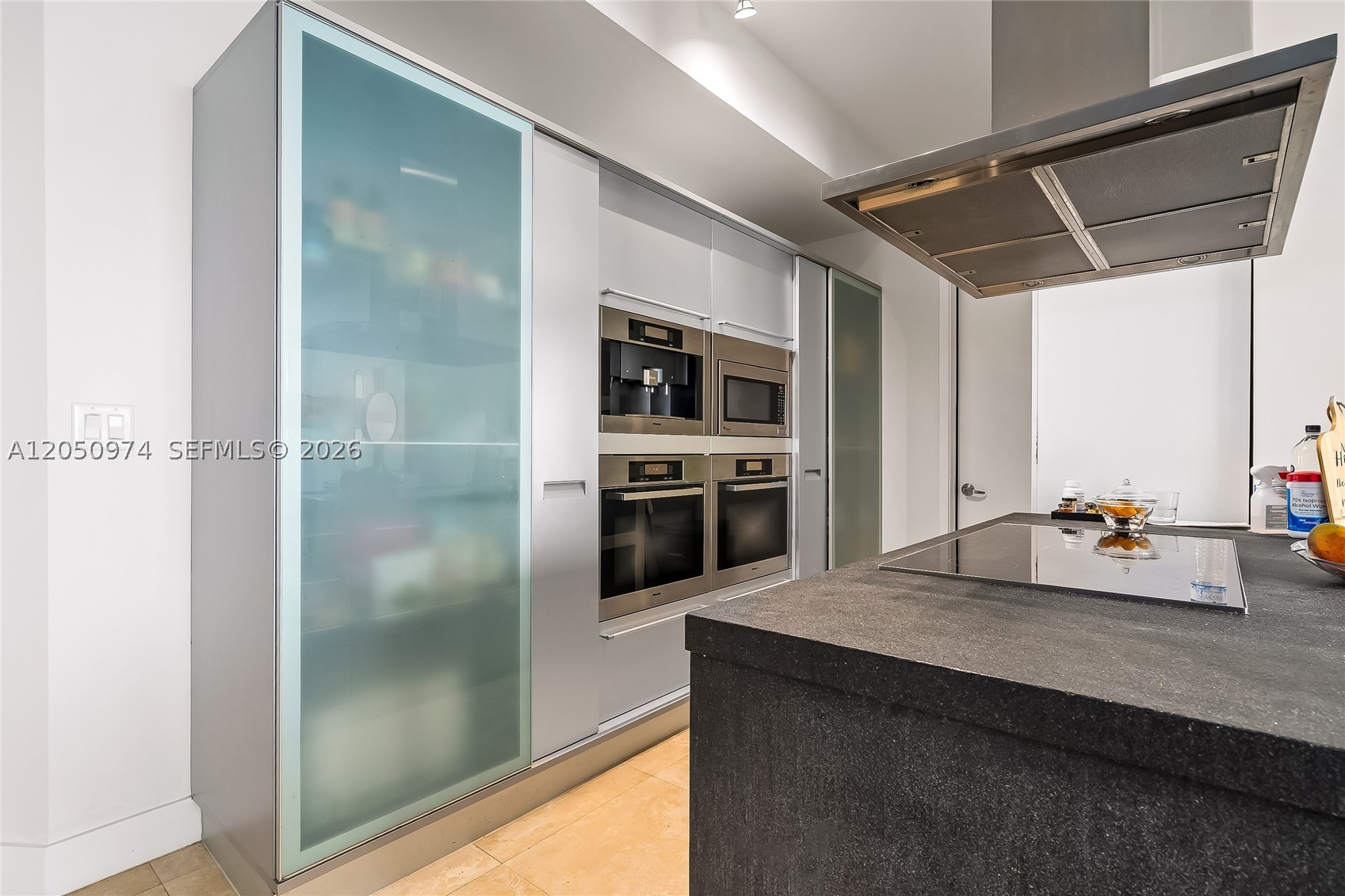 TRUMP ROYALE CONDO - Residential Lease