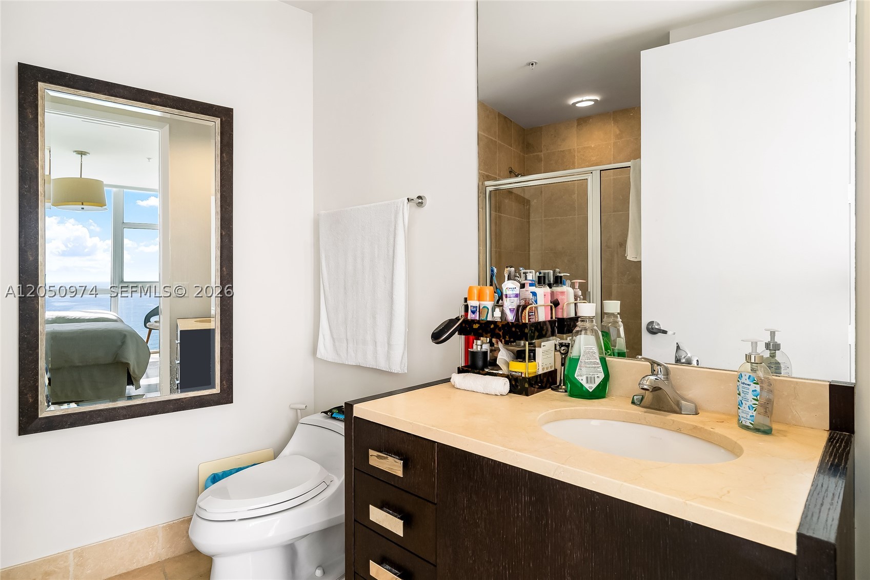 TRUMP ROYALE CONDO - Residential Lease