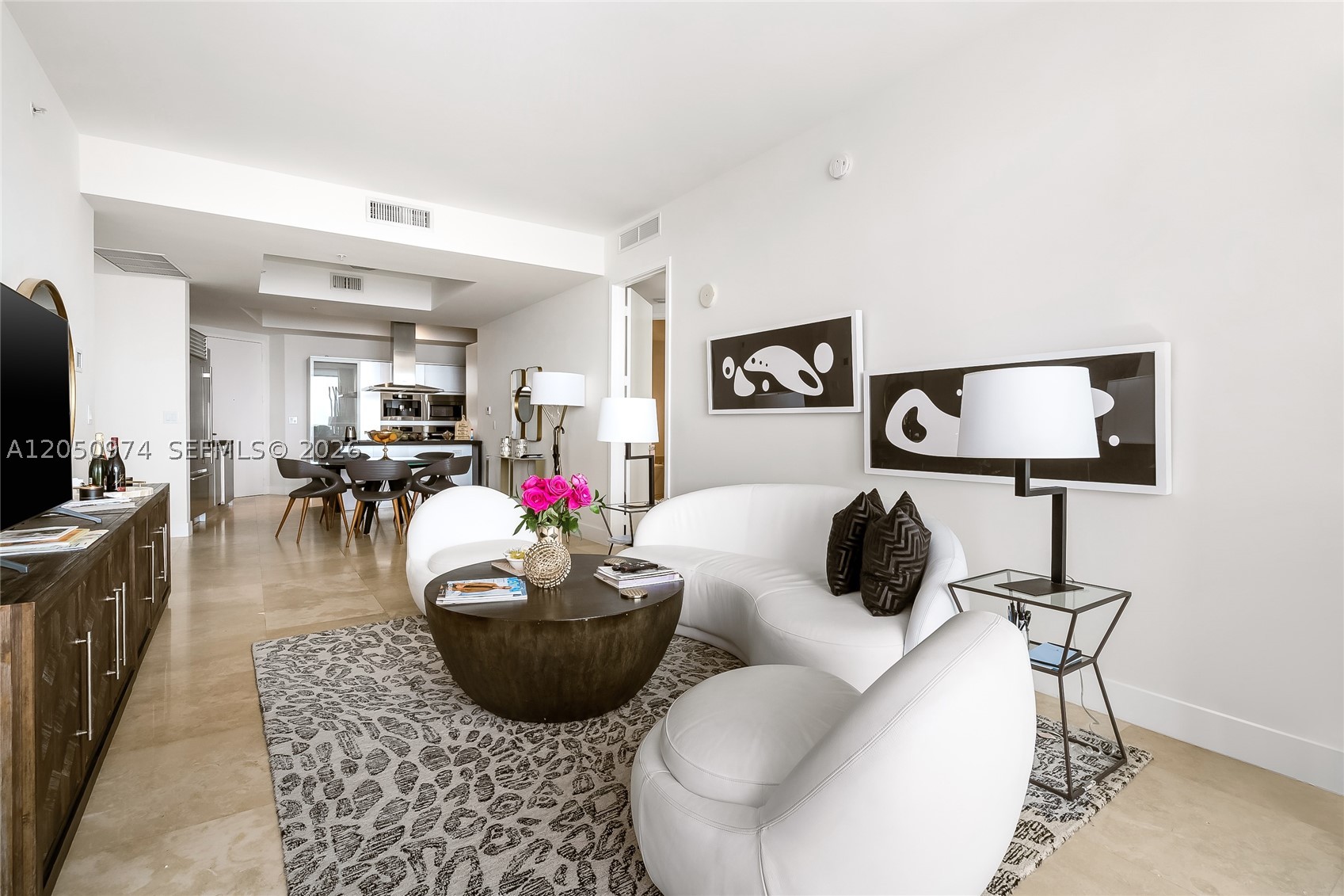 TRUMP ROYALE CONDO - Residential Lease