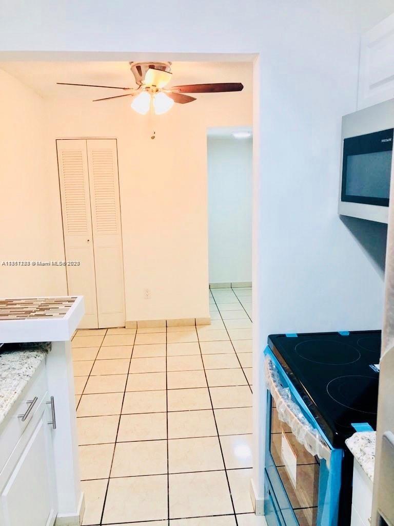 SPANISH TRACE CONDO - Residential Lease