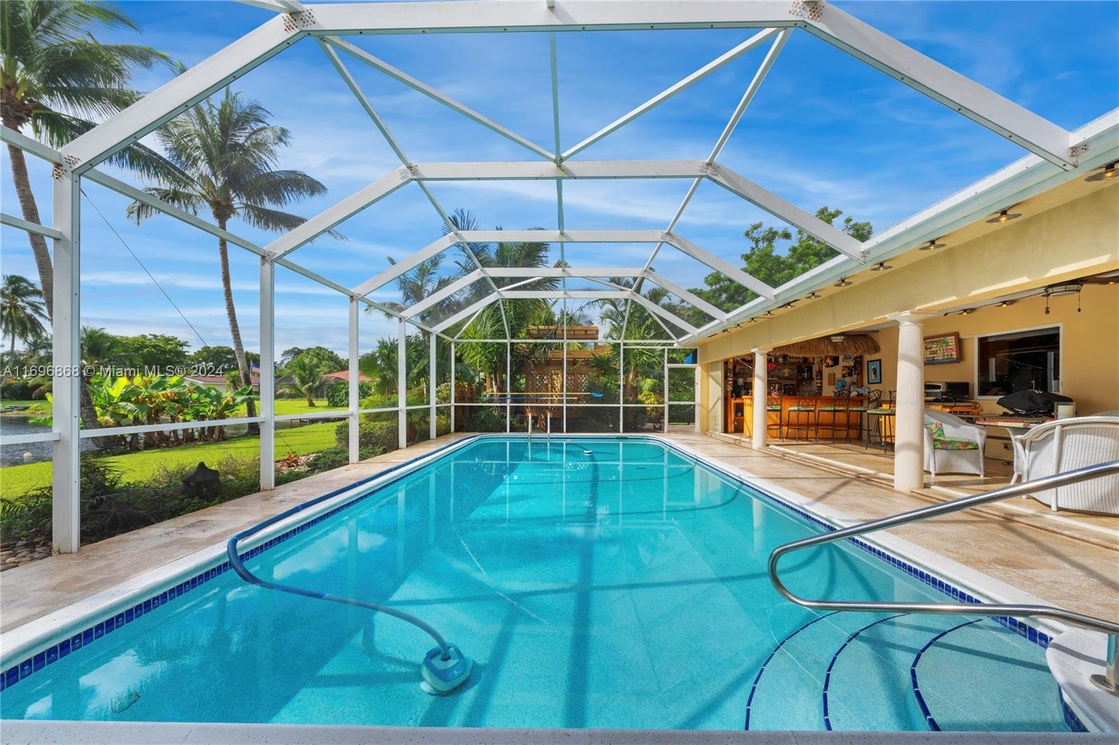 ROYAL PALM ESTATES - Residential
