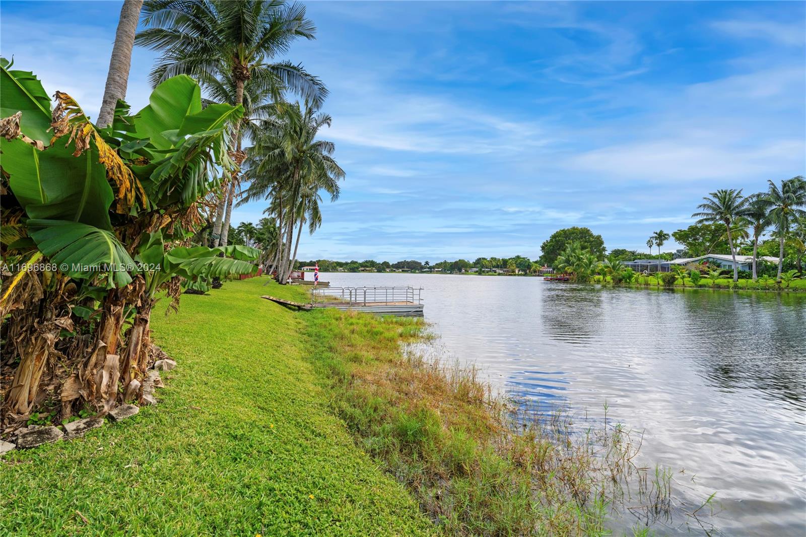 ROYAL PALM ESTATES - Residential