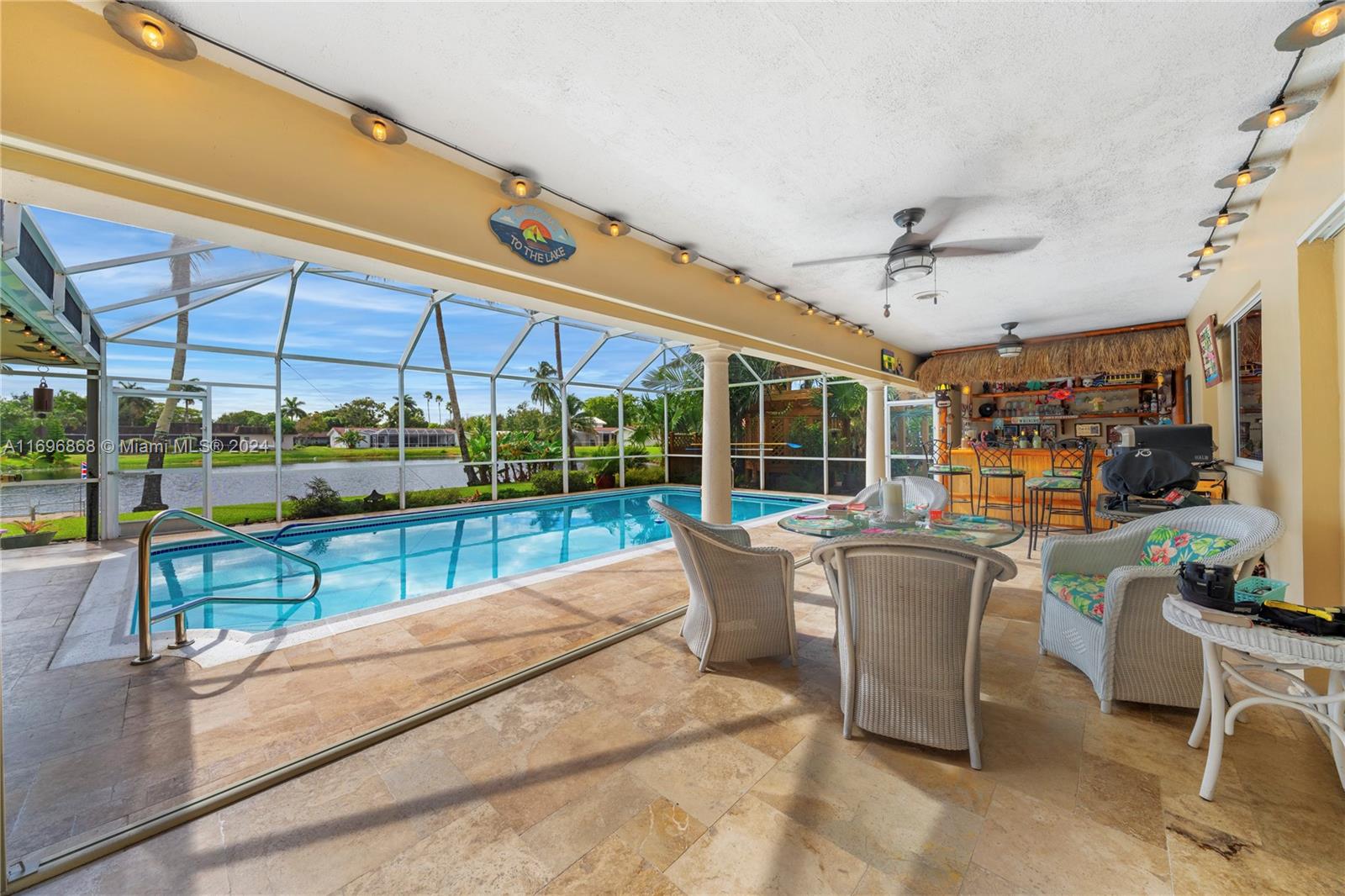 ROYAL PALM ESTATES - Residential