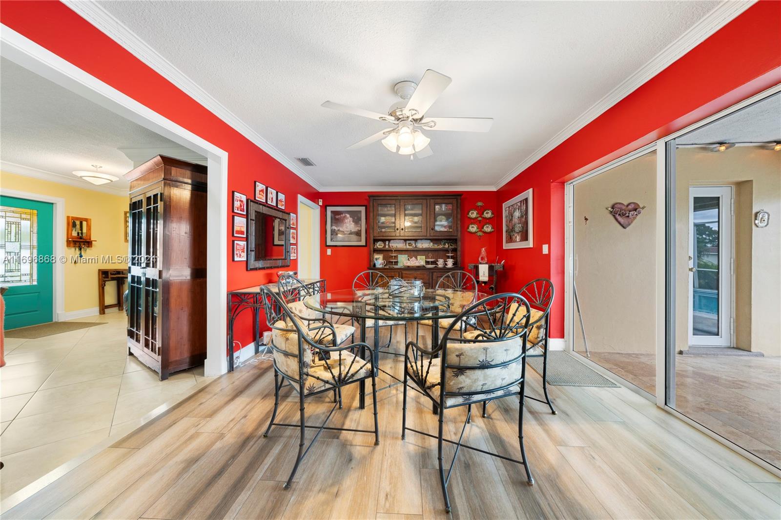 ROYAL PALM ESTATES - Residential
