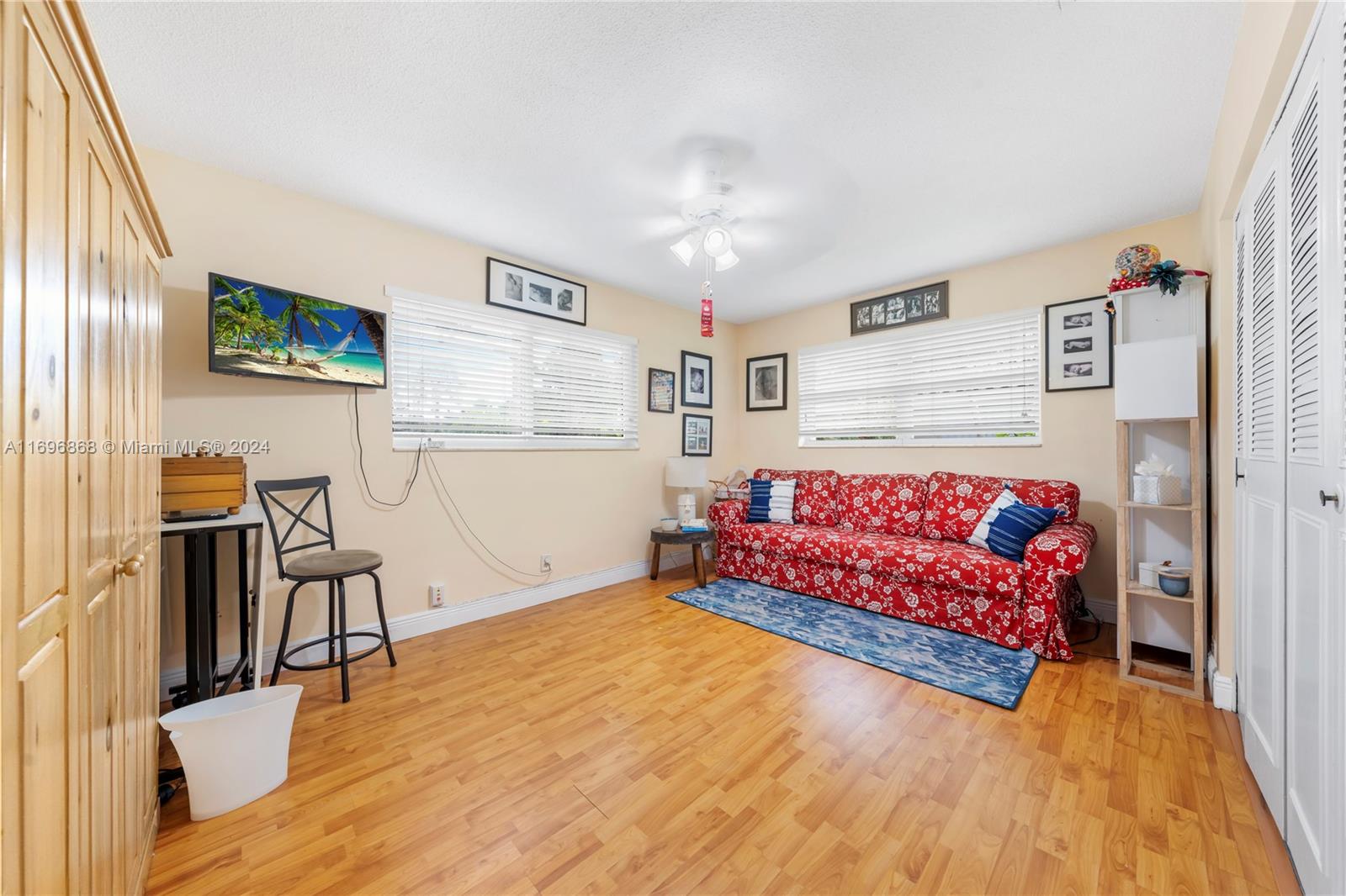 ROYAL PALM ESTATES - Residential
