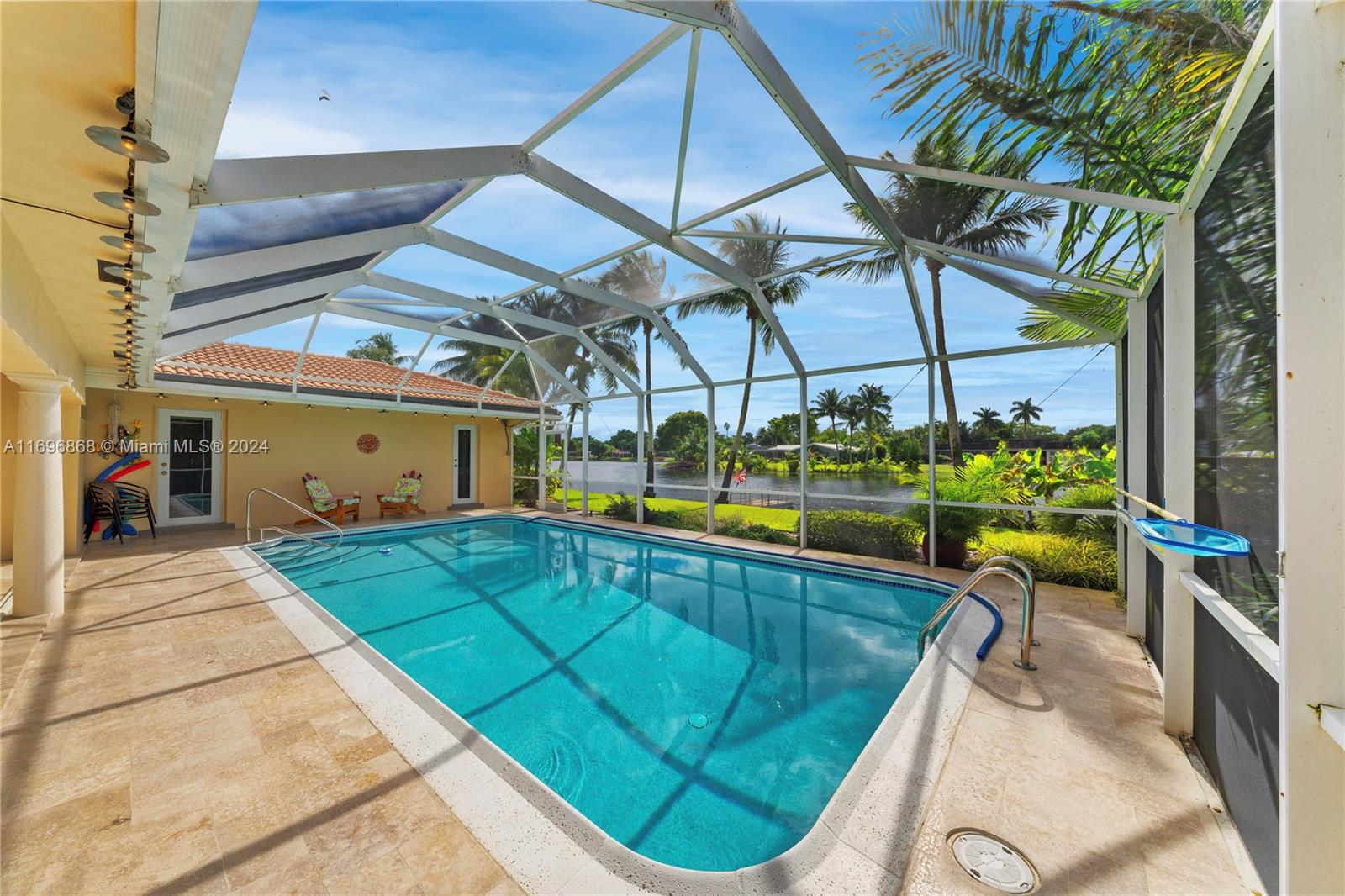 ROYAL PALM ESTATES - Residential
