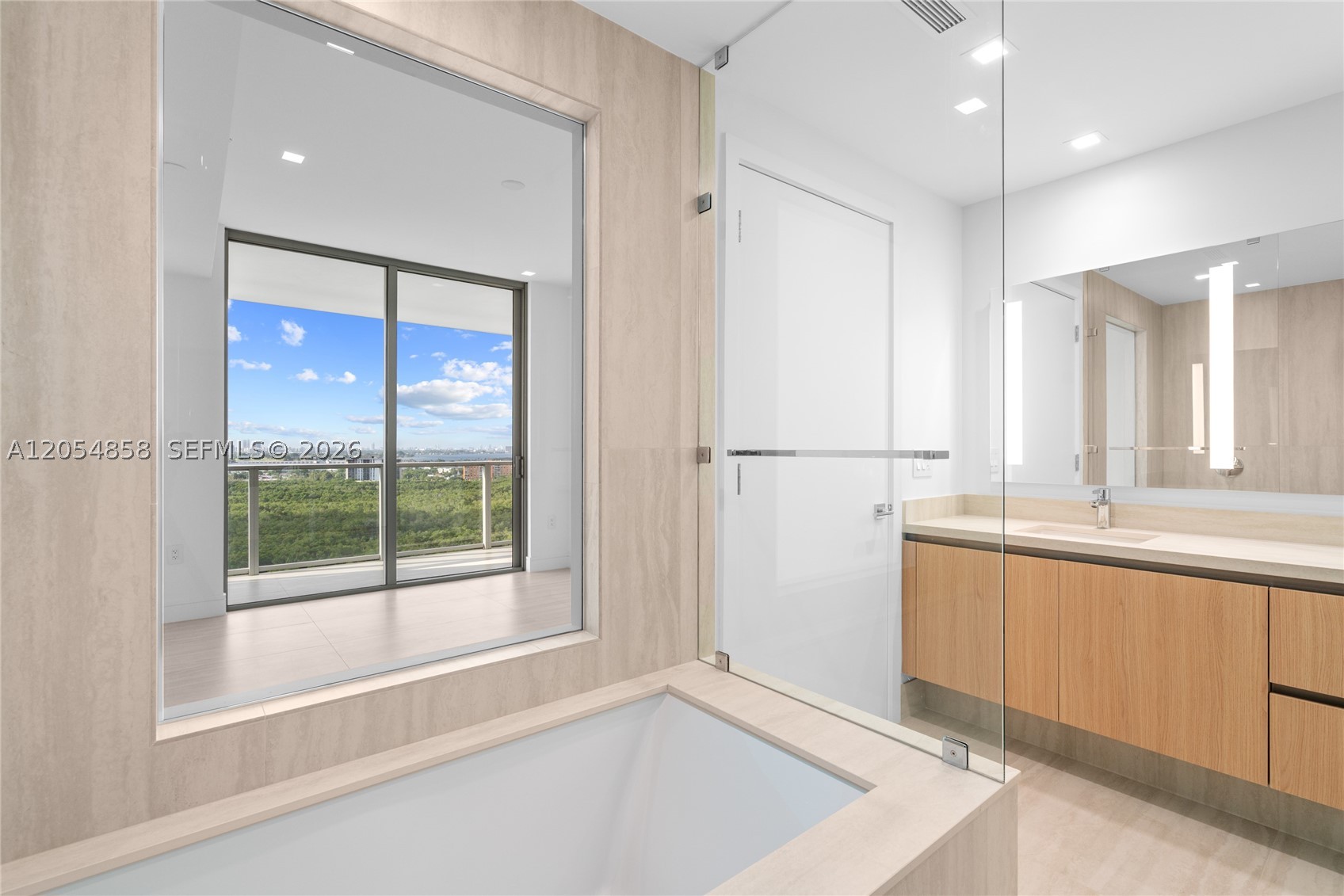 One Park Tower - Residential