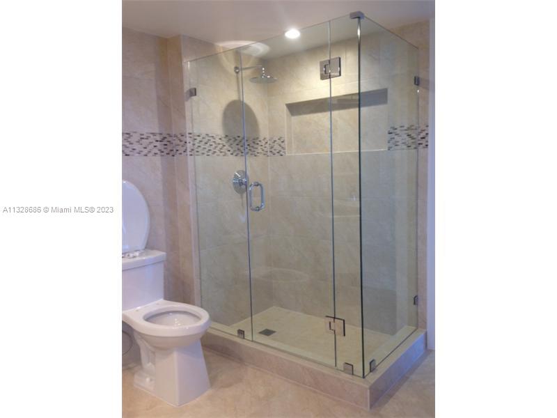OCEANIA III CONDO - Residential Lease