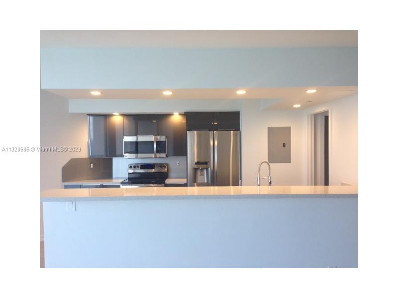 OCEANIA III CONDO - Residential Lease