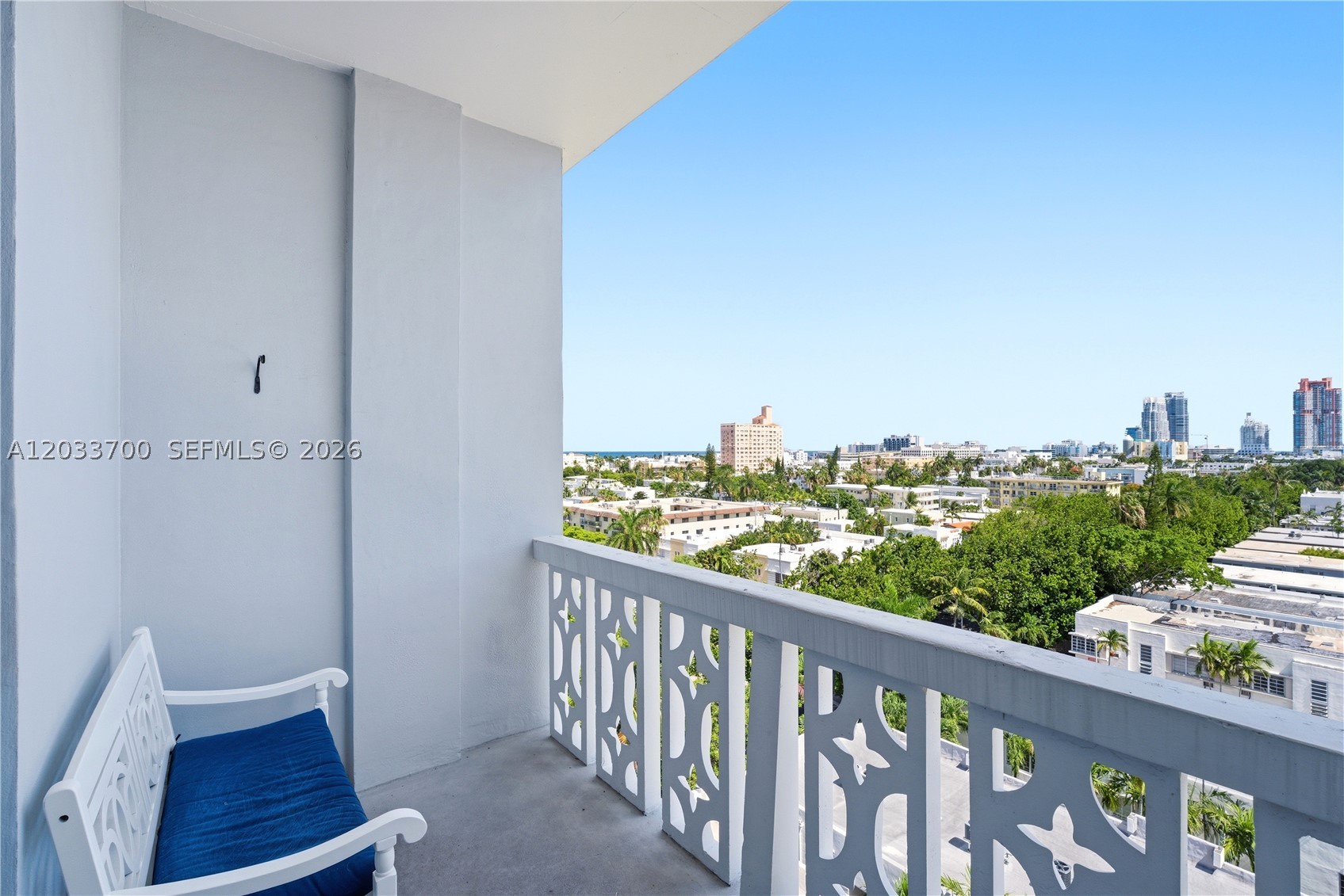 ADMIRAL TOWERS CONDO - Residential Lease