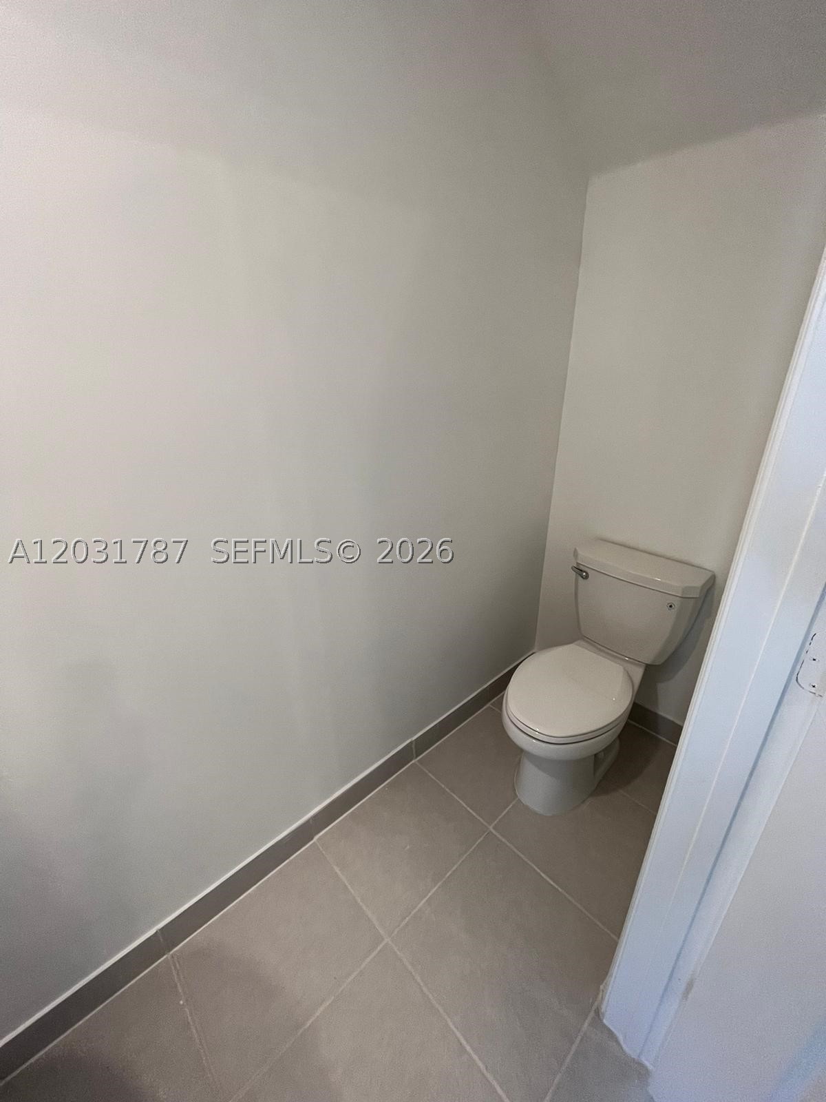PINE VISTA PINE ISLE - Residential Lease