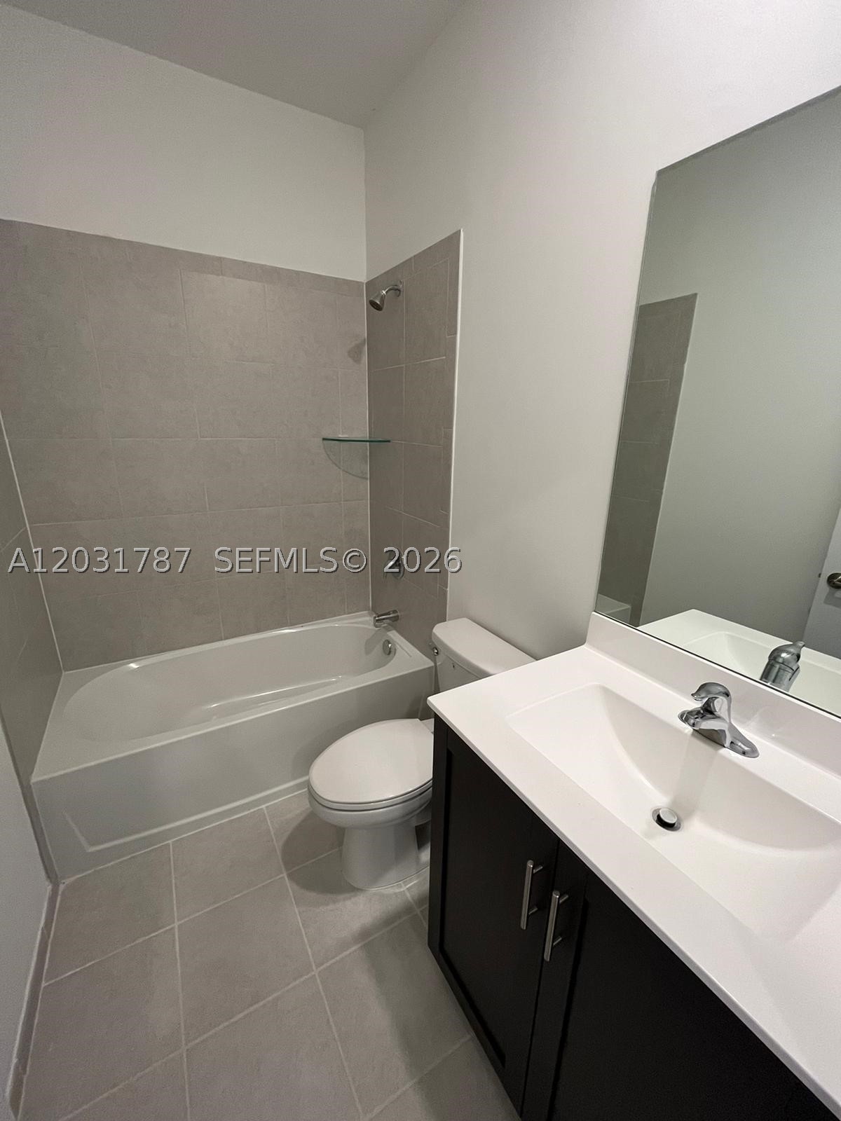 PINE VISTA PINE ISLE - Residential Lease