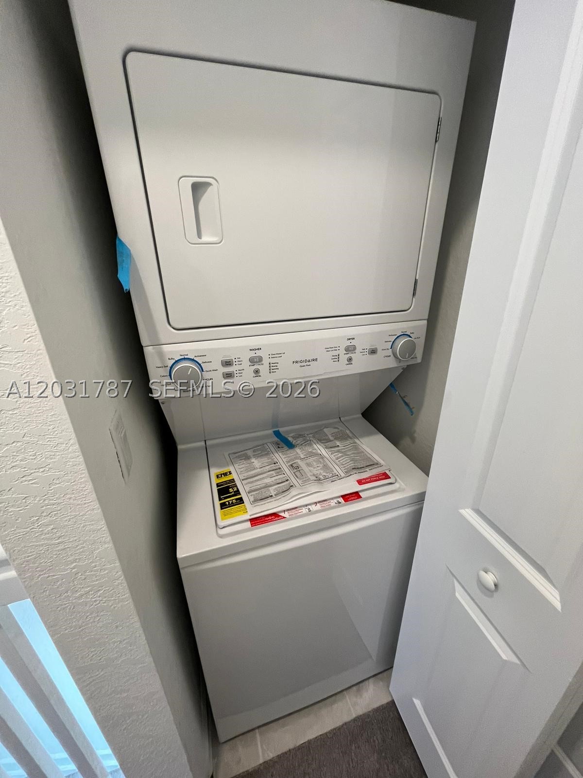 PINE VISTA PINE ISLE - Residential Lease
