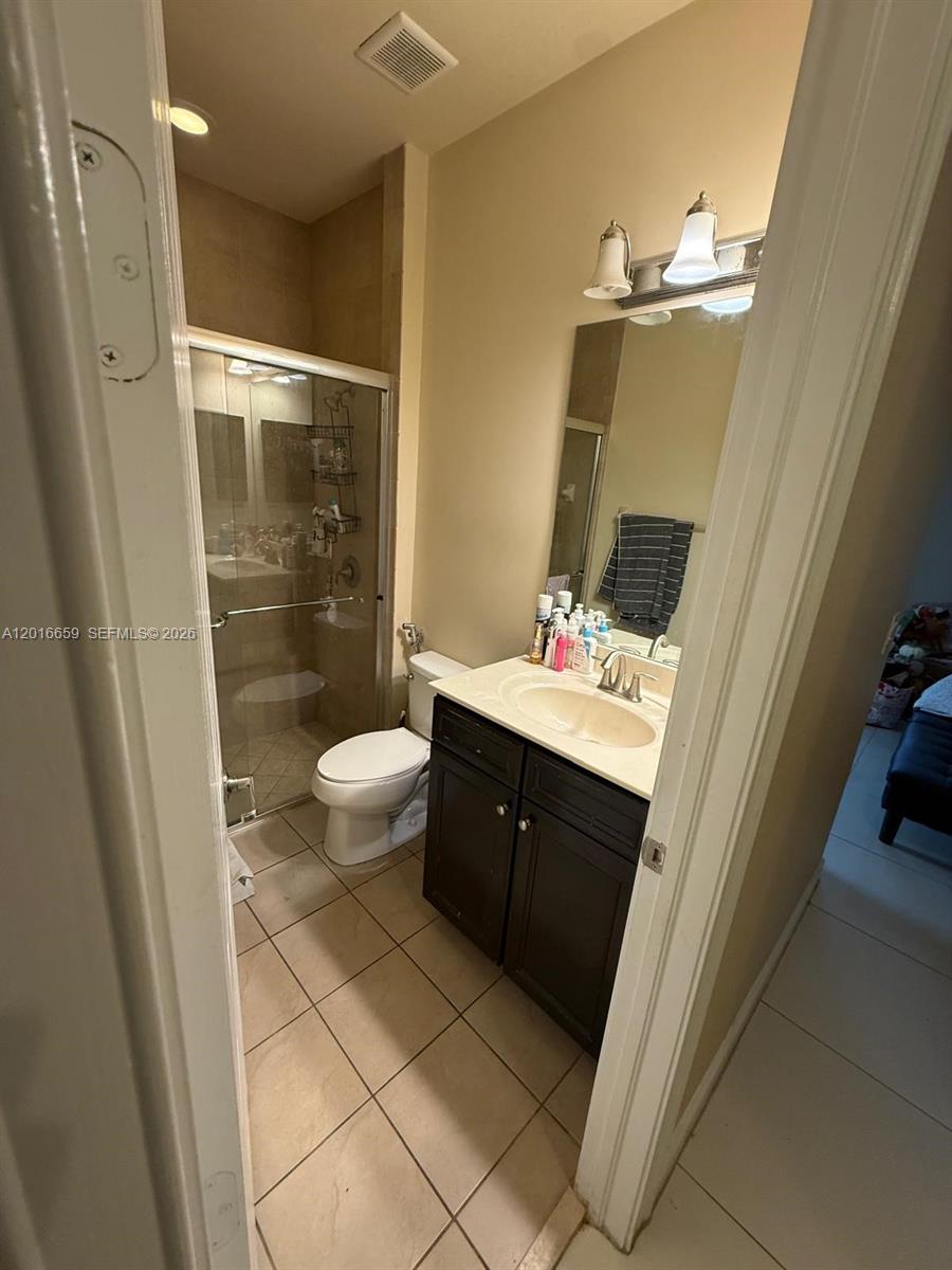 DORAL BREEZE - Residential