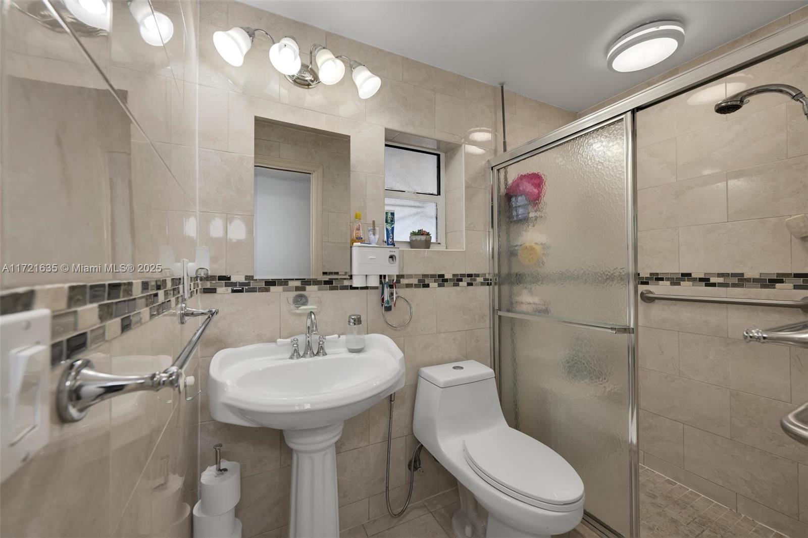 HIALEAH 14TH ADDN REV PL - Residential