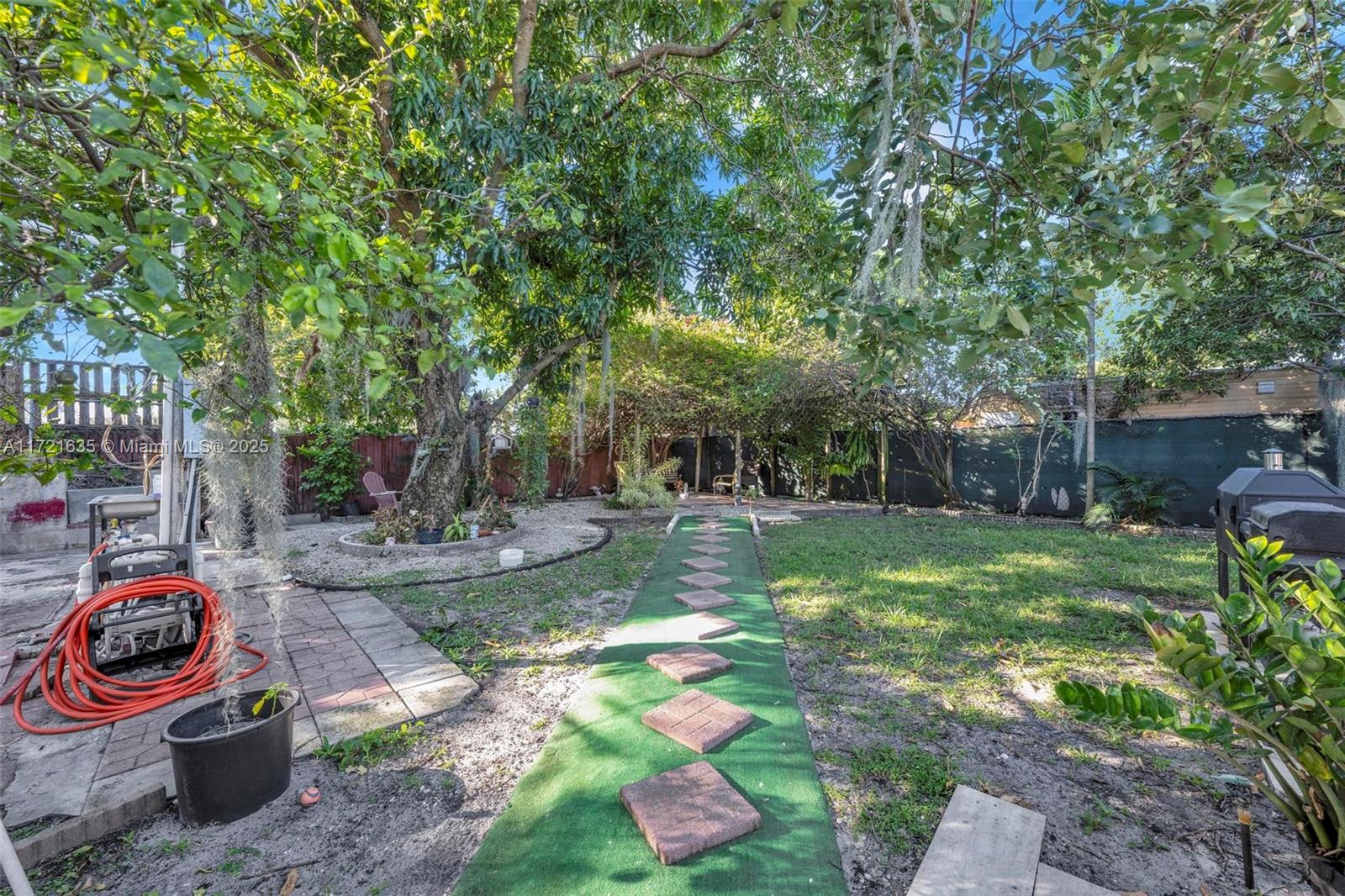 HIALEAH 14TH ADDN REV PL - Residential
