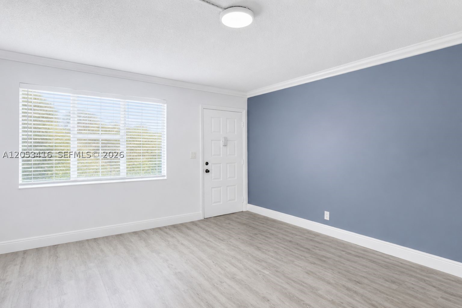 LUCERNE LAKES GOLF COLONY - Residential Lease