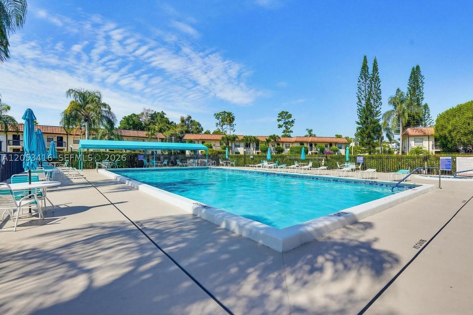 LUCERNE LAKES GOLF COLONY - Residential Lease