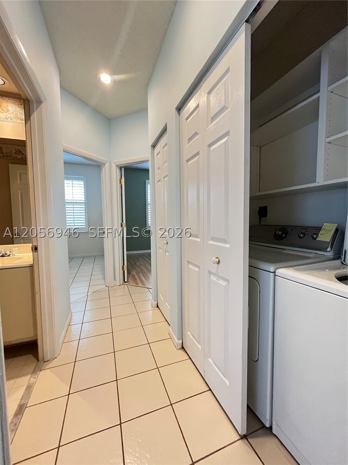 EMBASSY LAKES PHASE III - Residential