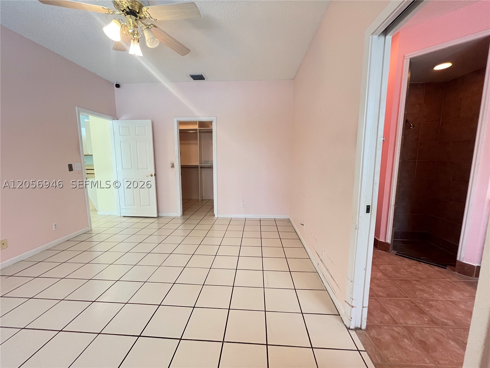 EMBASSY LAKES PHASE III - Residential