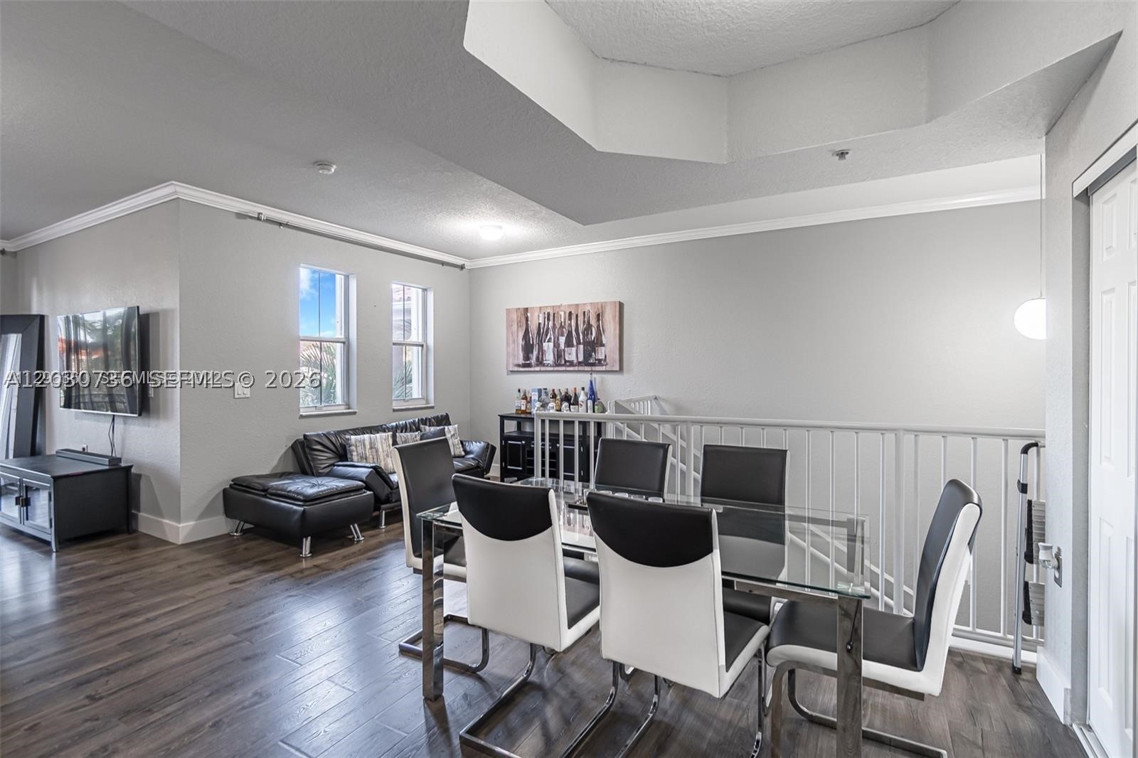 THE COURTS AT DORAL ISLES - Residential