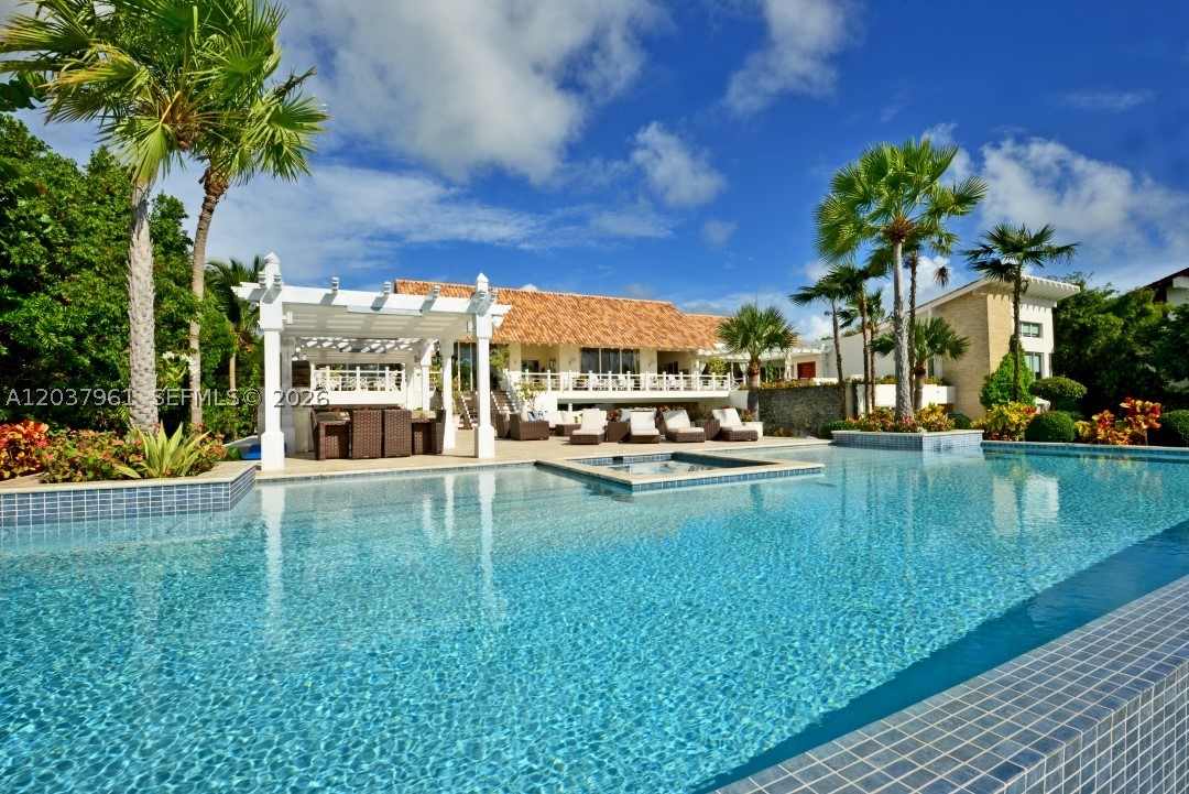 Juanillo Bay - Residential