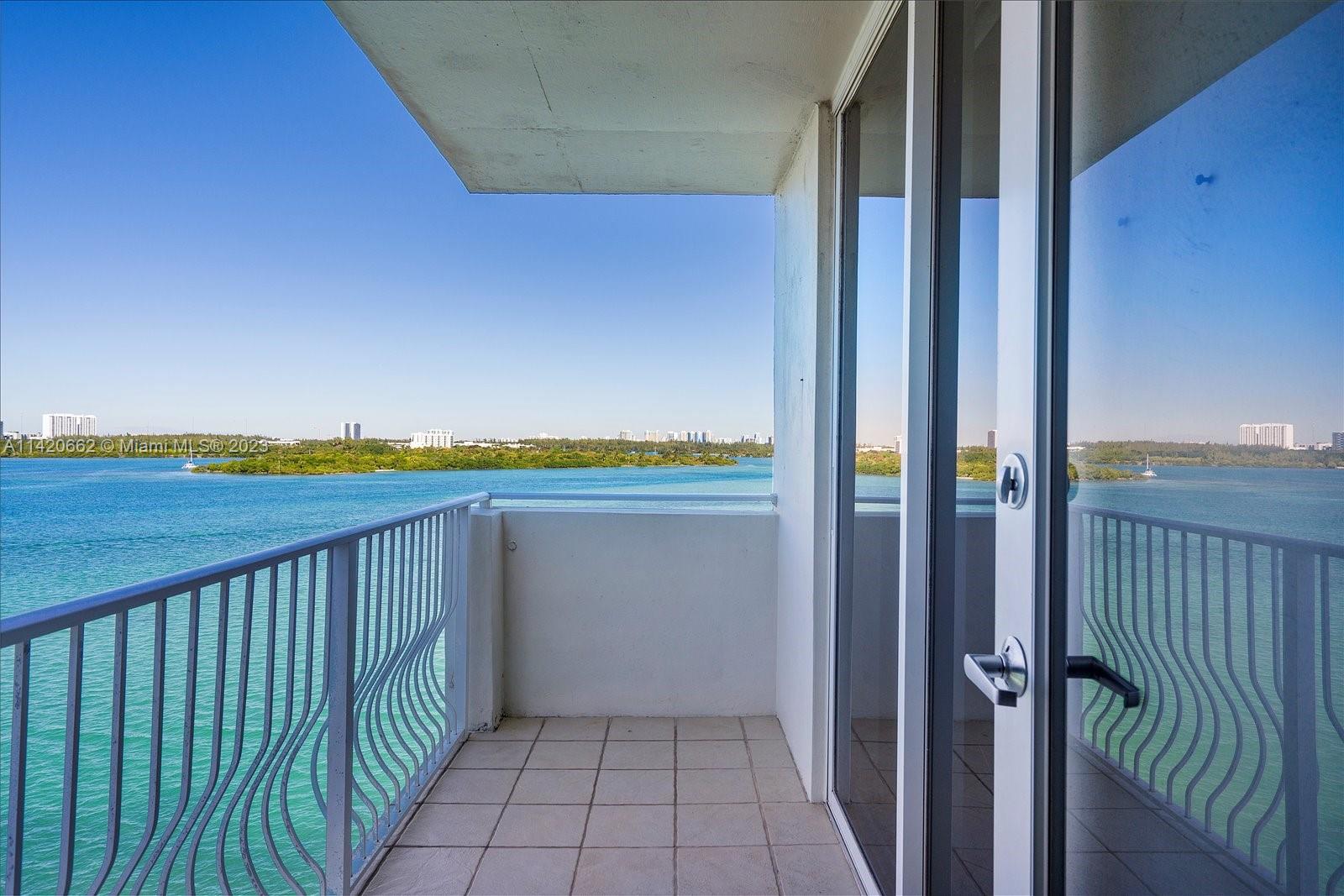 ISLAND POINTE CONDO - Residential Lease