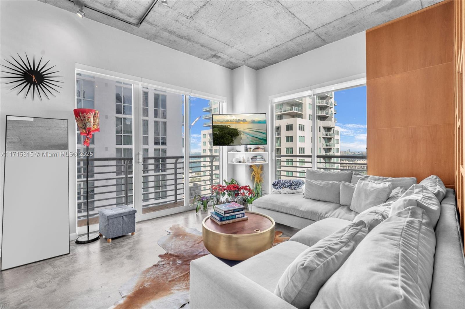 THE LOFT DOWNTOWN II COND - Residential