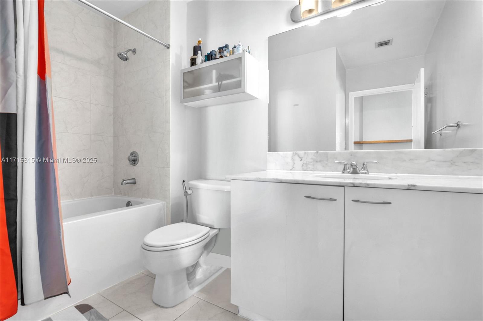THE LOFT DOWNTOWN II COND - Residential
