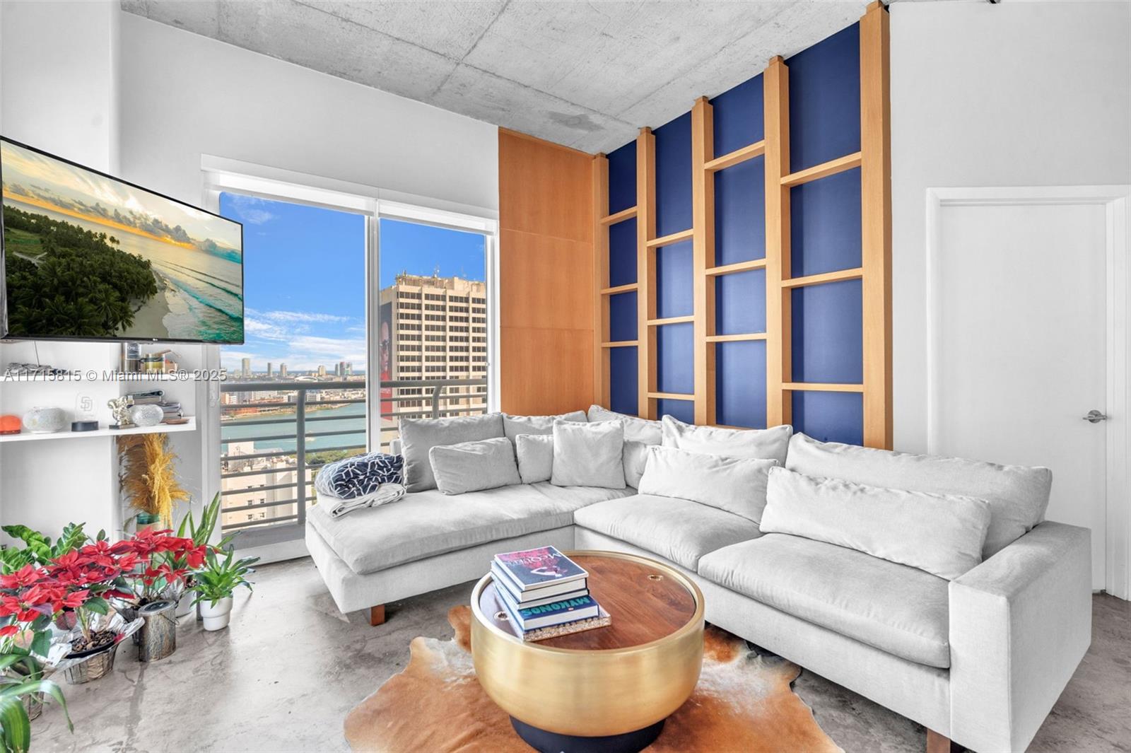 THE LOFT DOWNTOWN II COND - Residential