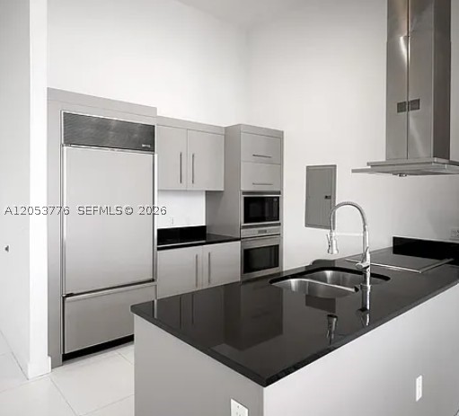 ICON BRICKELL NO TWO - Residential