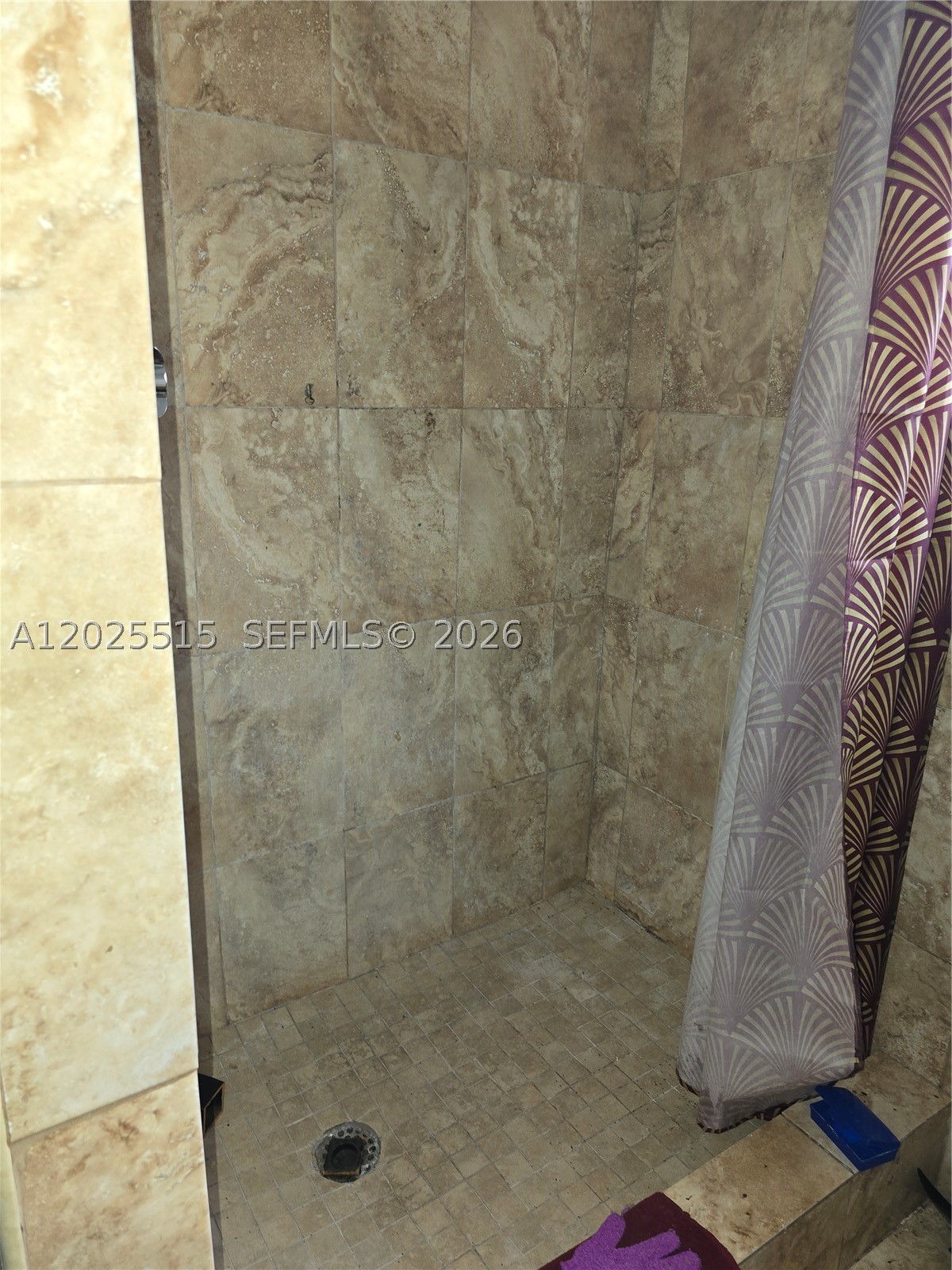 NO SILVER CREST MANORS - Residential