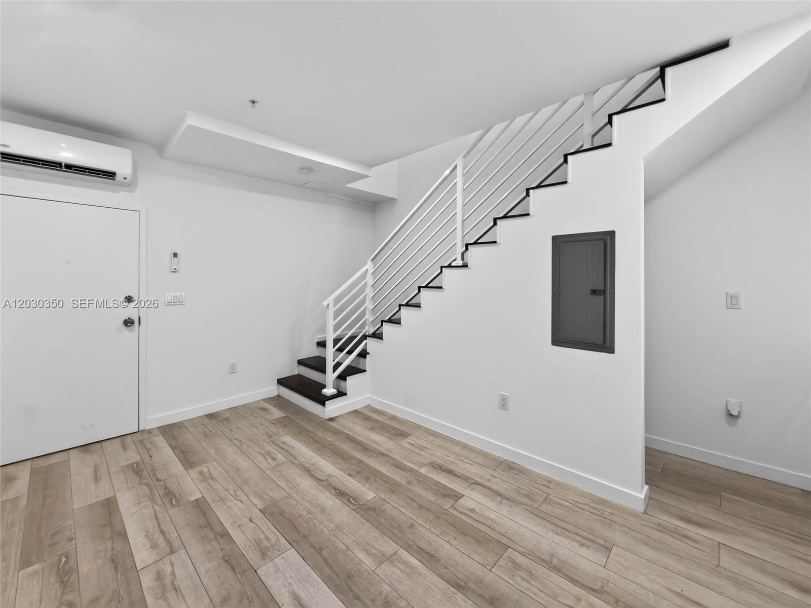 LINCOLN SUB - Residential Lease