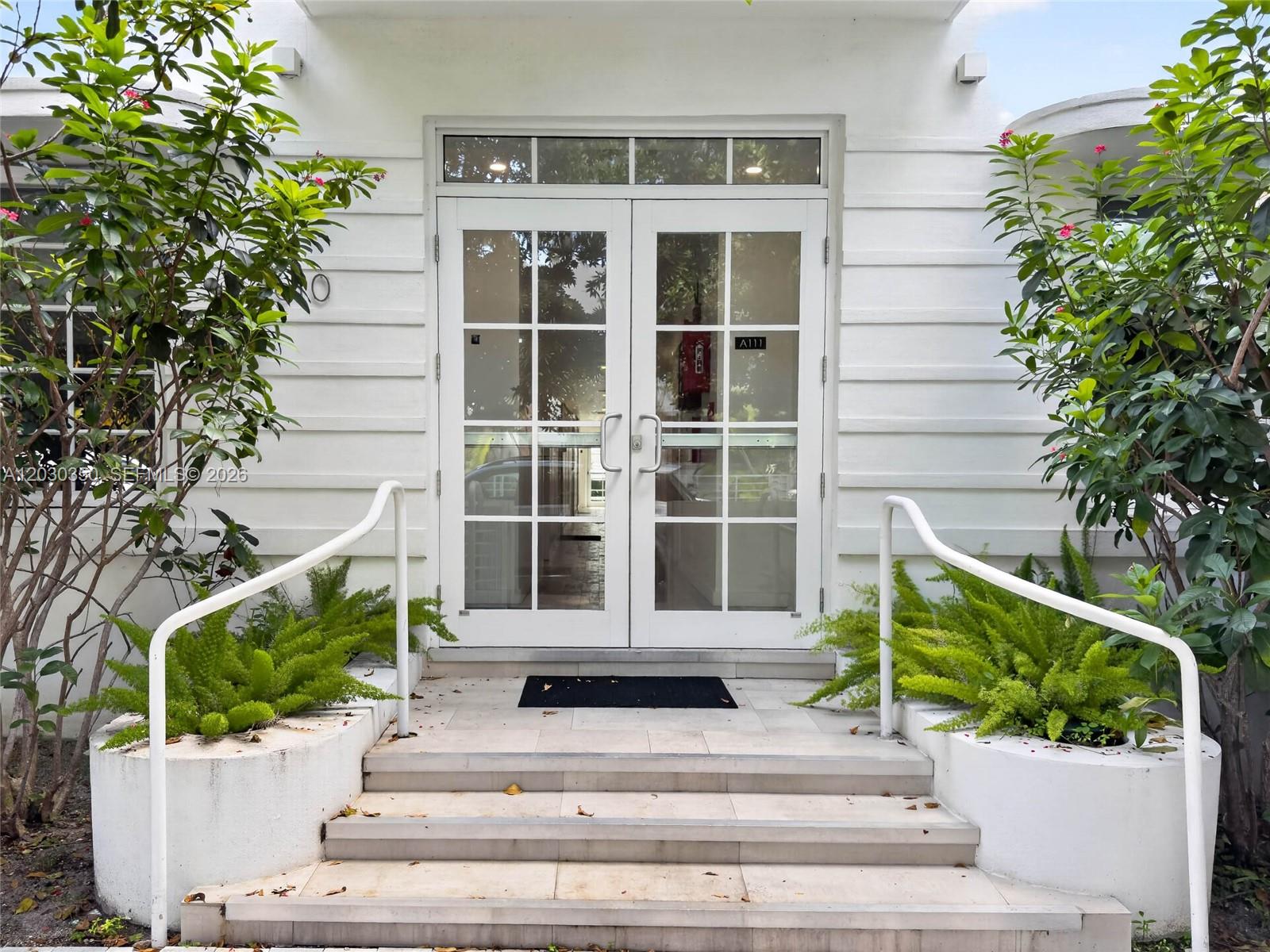 Live the Miami Beach Dream — Steps from Lincoln Road!
Welcome to this stunning boutique condo in the heart of South Beach. offers modern finishes, stainless steel appliances, porcelain wood-look tile floors, impact glass windows, in-unit washer/dryer, and an energy-efficient A/C system. Nestled in a charming 22-unit boutique building, this gem places you steps from iconic Lincoln Road, world-class dining, galleries, nightlife, and the beach. Walk Score: Paradise. Bike-friendly streets. Easy transit access. Your South Beach lifestyle starts here — don't miss it!