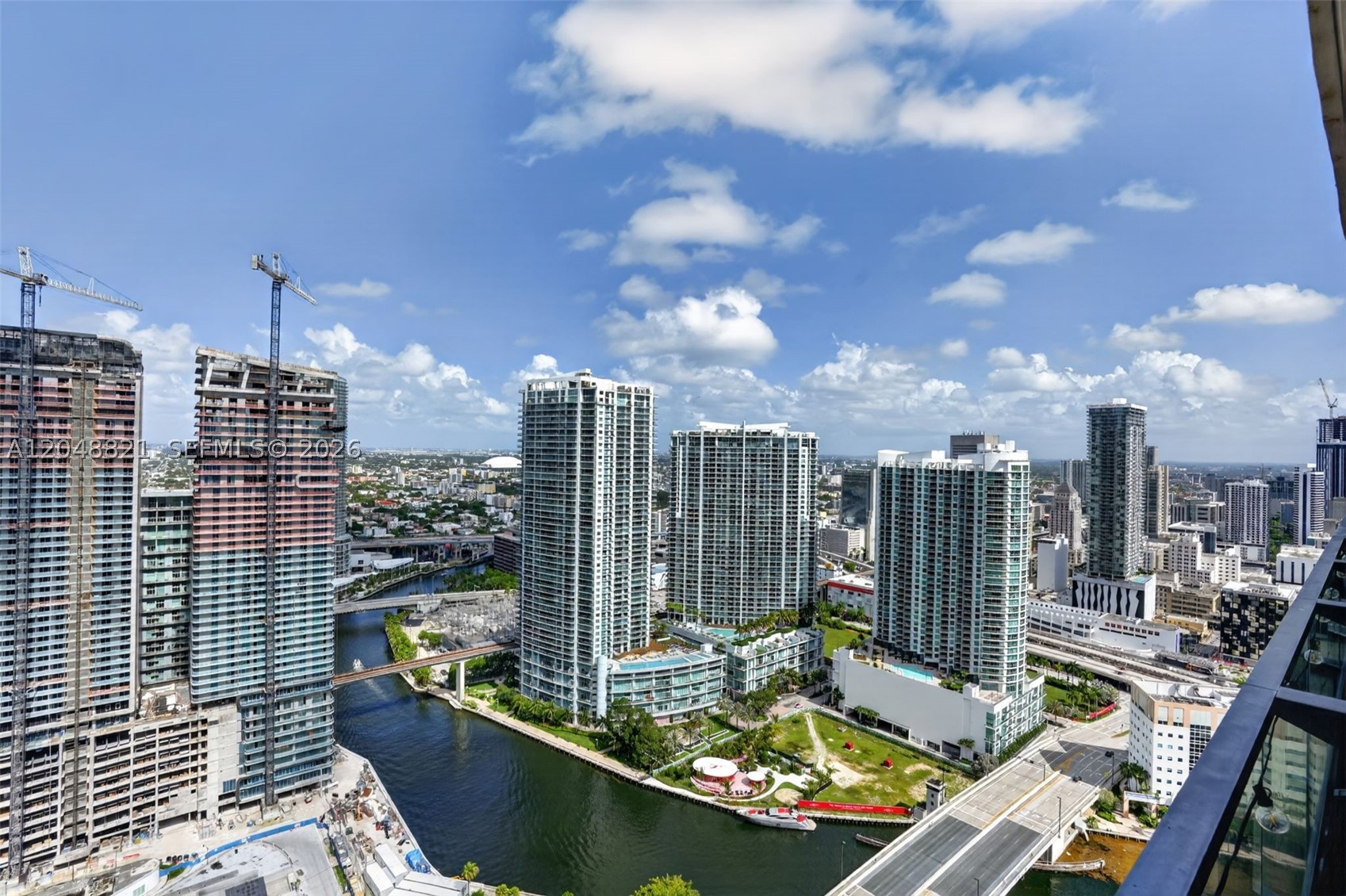 REACH CONDO - Residential Lease