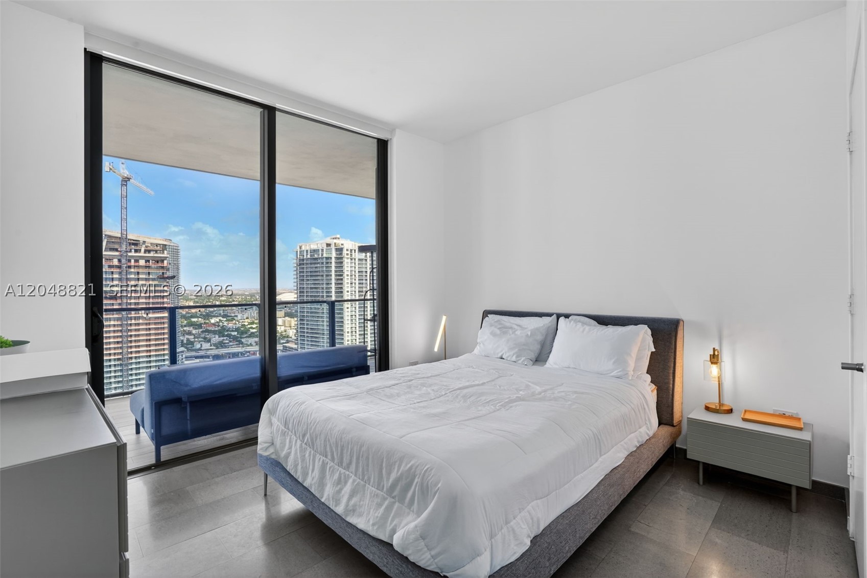 REACH CONDO - Residential Lease