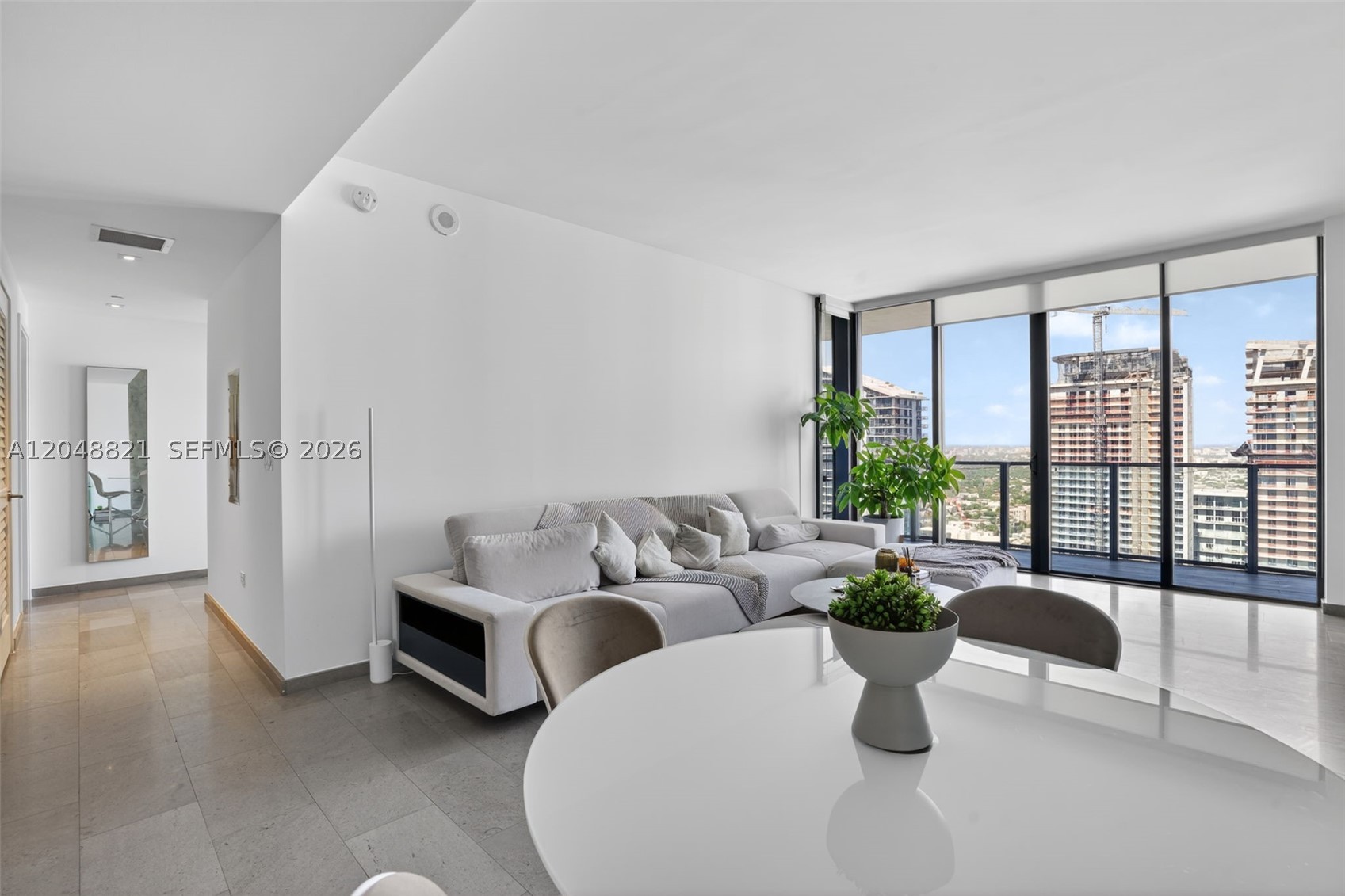 REACH CONDO - Residential Lease